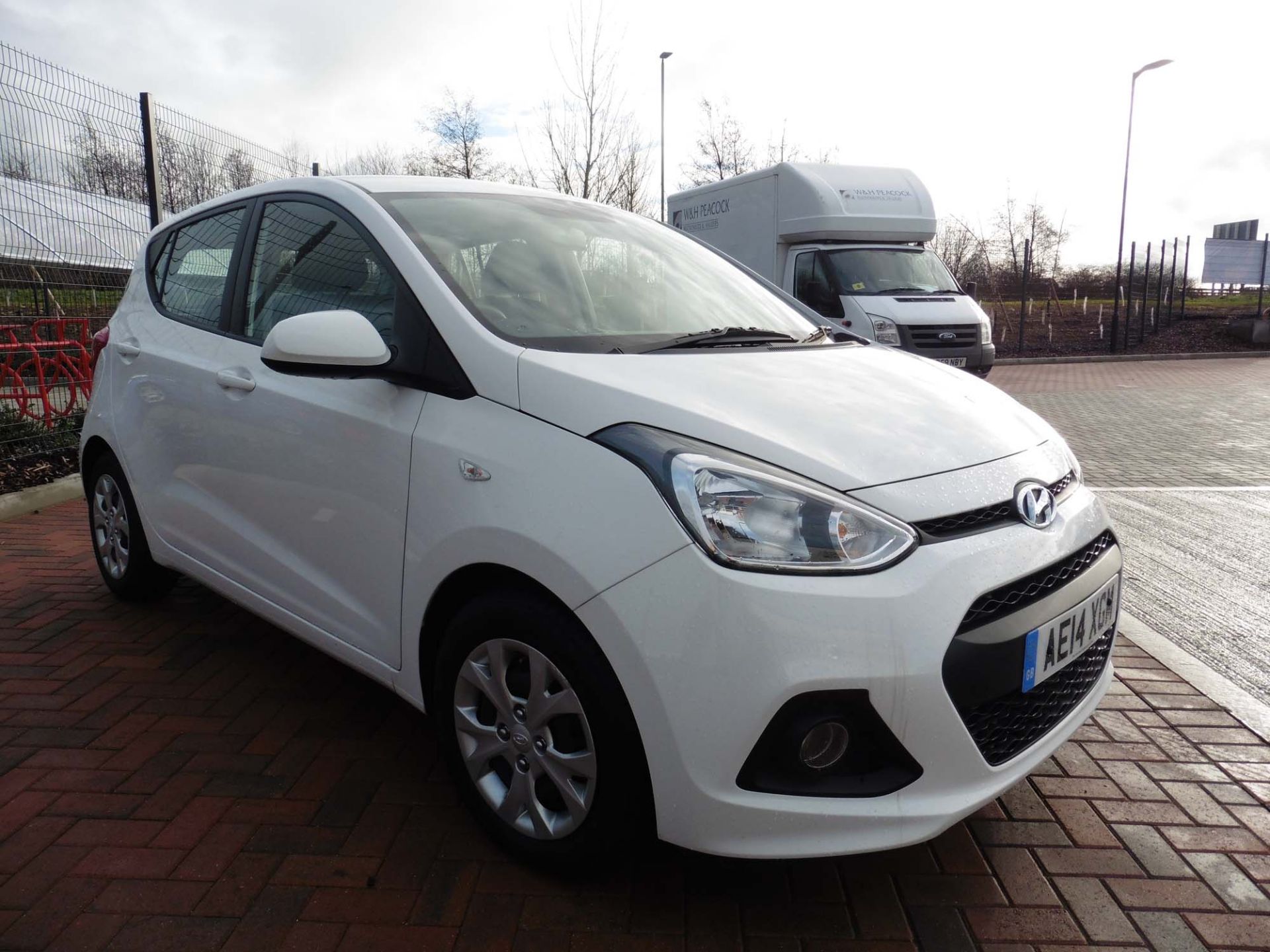 Hyundai i10 SE 988cc petrol hatchback Registration number: AE14 XGM First Registered: 03.03.2014