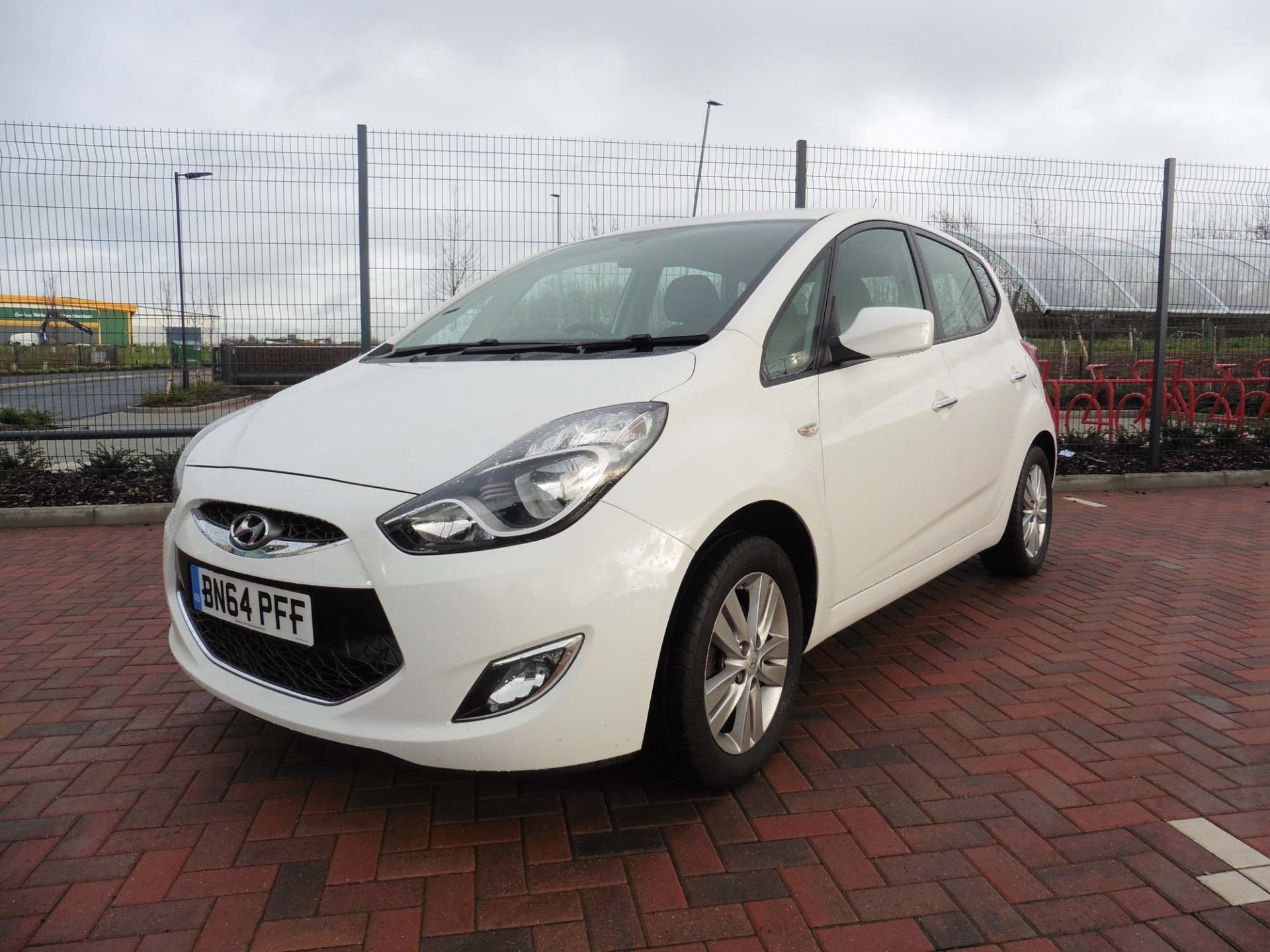 Hyundai ix20 Active 1396cc petrol MPV Registration number: BN64 PFF First Registered: 22.09.2014 - Image 2 of 9