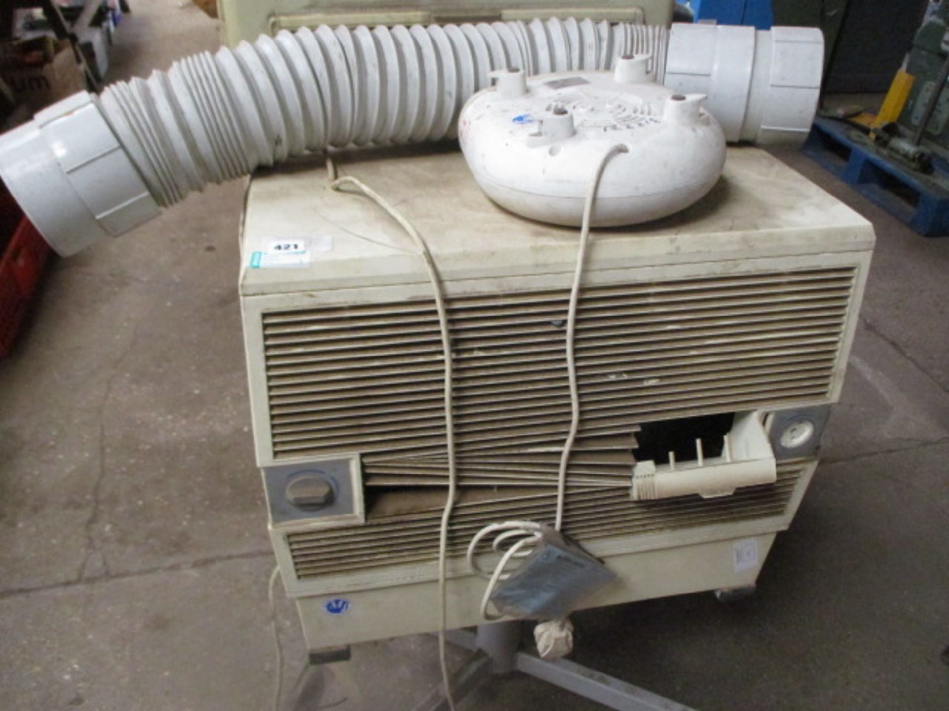 (431) Convair mobile air conditioning unit with small fan heater, 240V (MK 45518,312271) (fail)