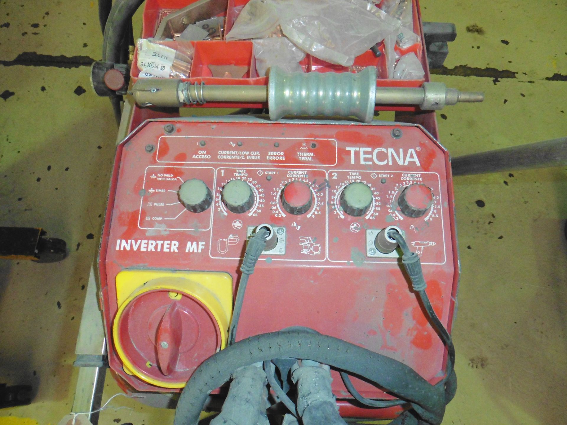 Tecna Inverter MFspot welding system on castors model 3650, serial no. 01171, year 2004 - Image 2 of 6