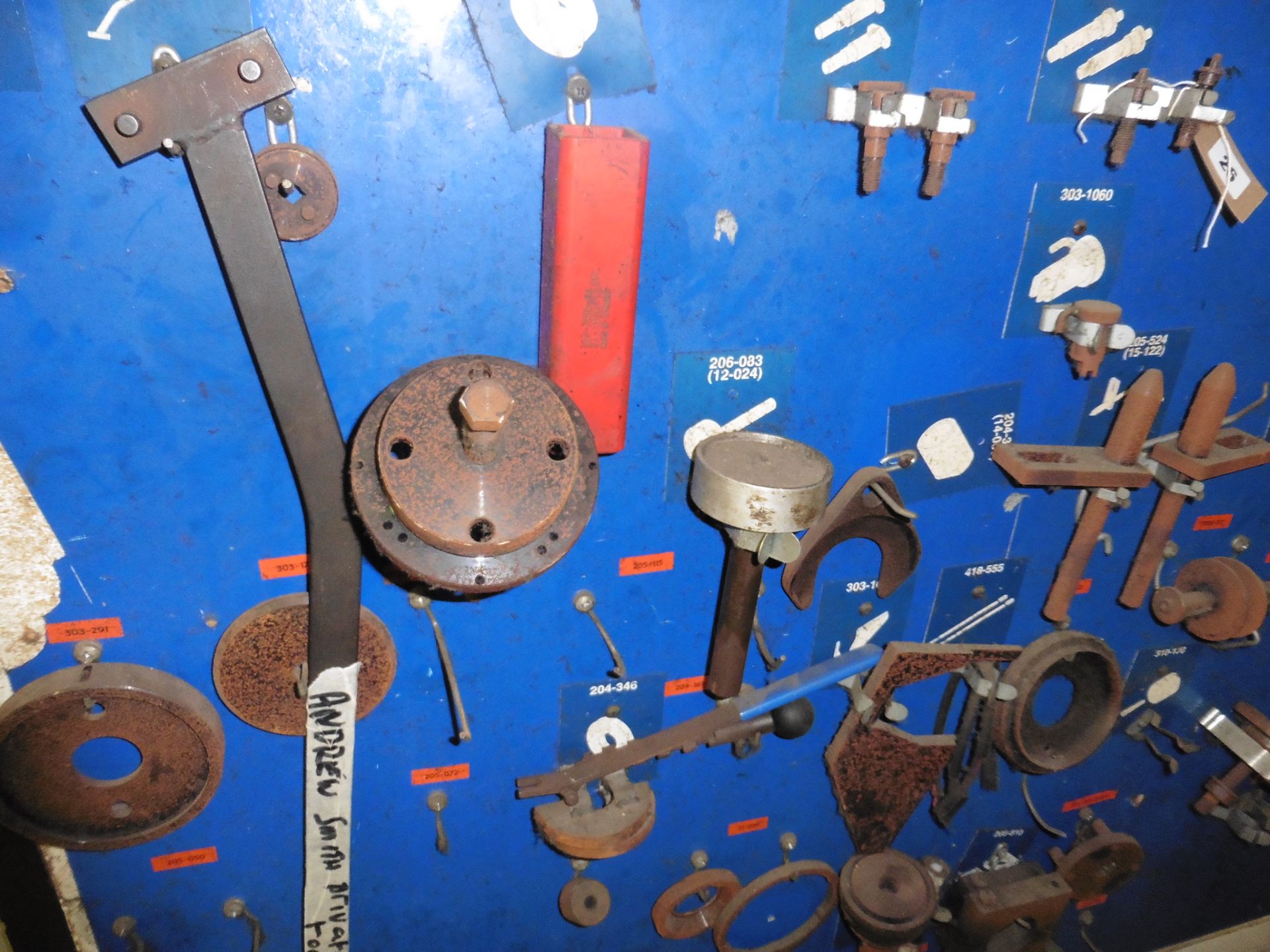 Wall mounted rack of specialist engine tools and jigs - Image 2 of 3