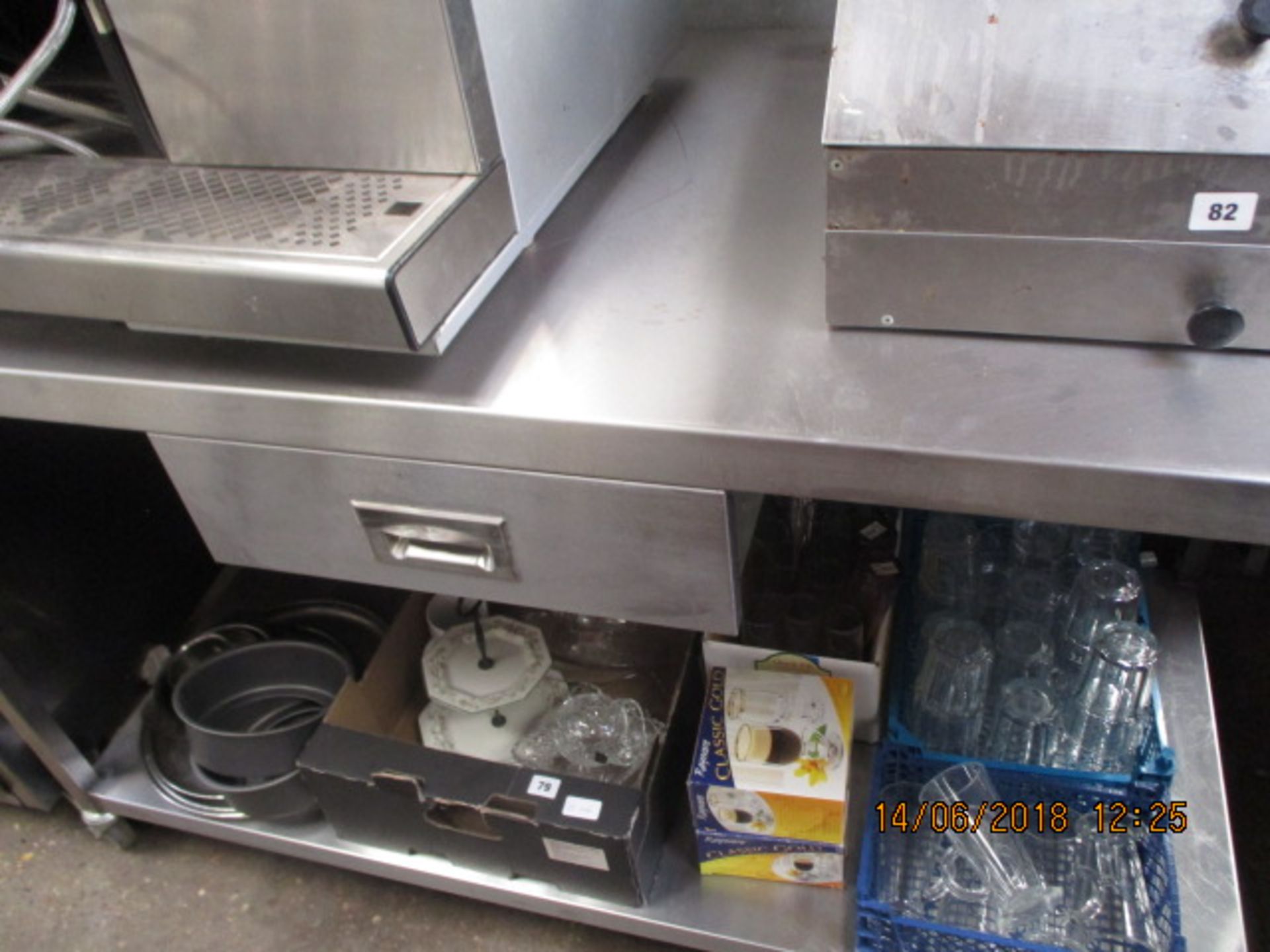 150cm stainless steel preparation table with drawer and shelf under