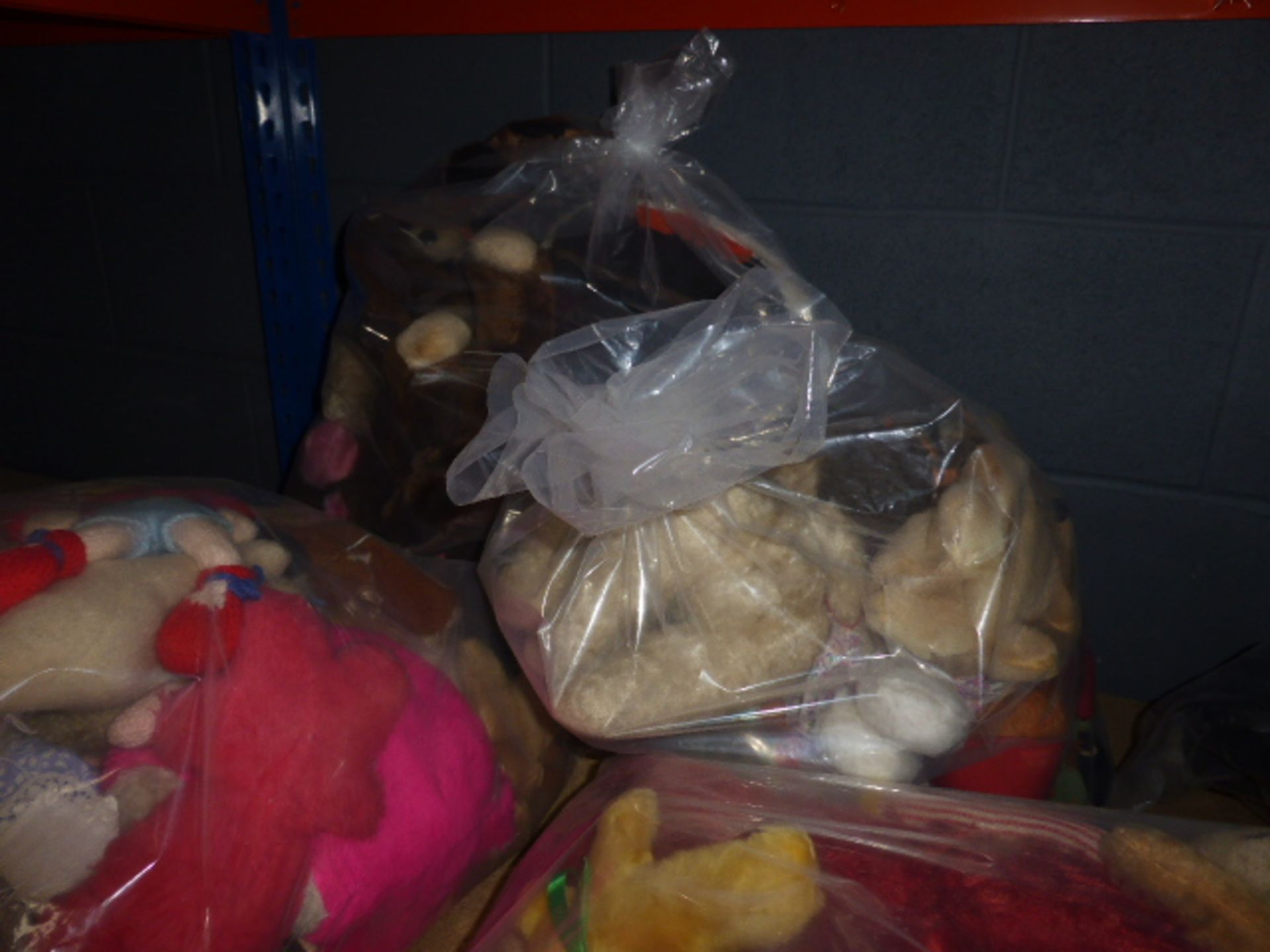 3283,3288,3286,3282,3281,3285 Seven bags containing mixed cuddly toys - Image 4 of 4