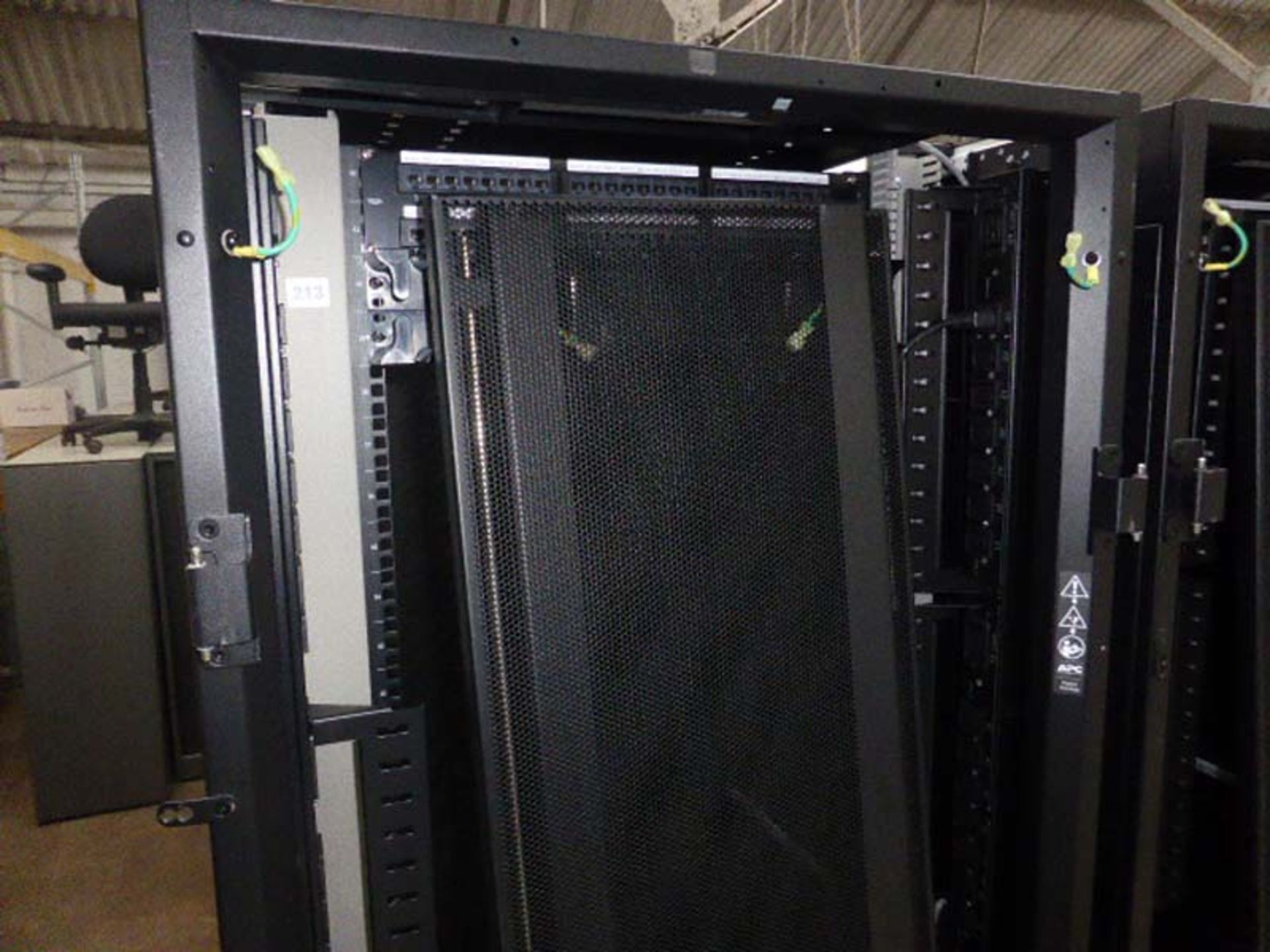 APC server cabinet with racks on castors, with double door to front and single door to back 75cm(