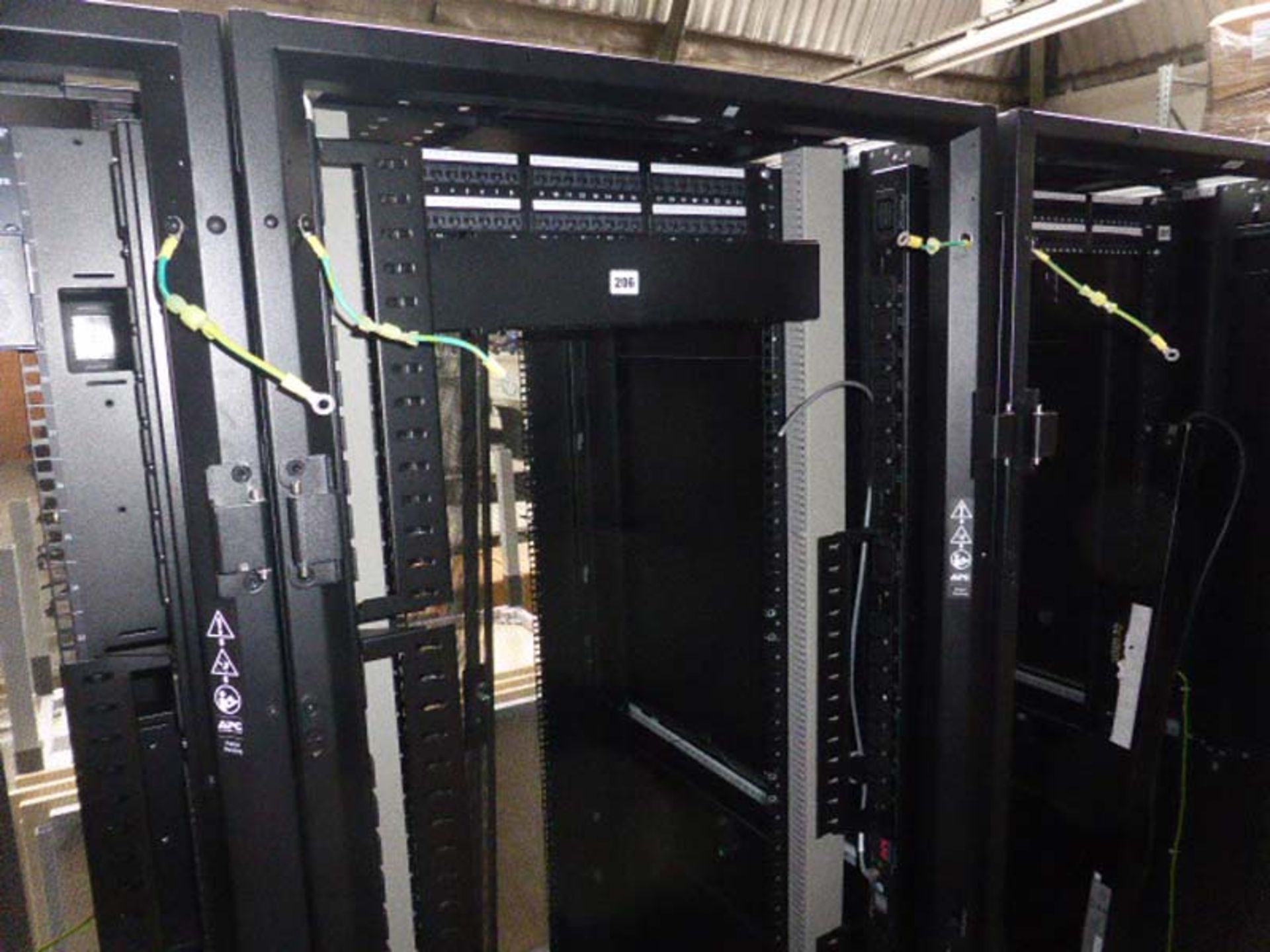 APC server cabinet with racks on castors, with double door to front and single door to back 75cm(