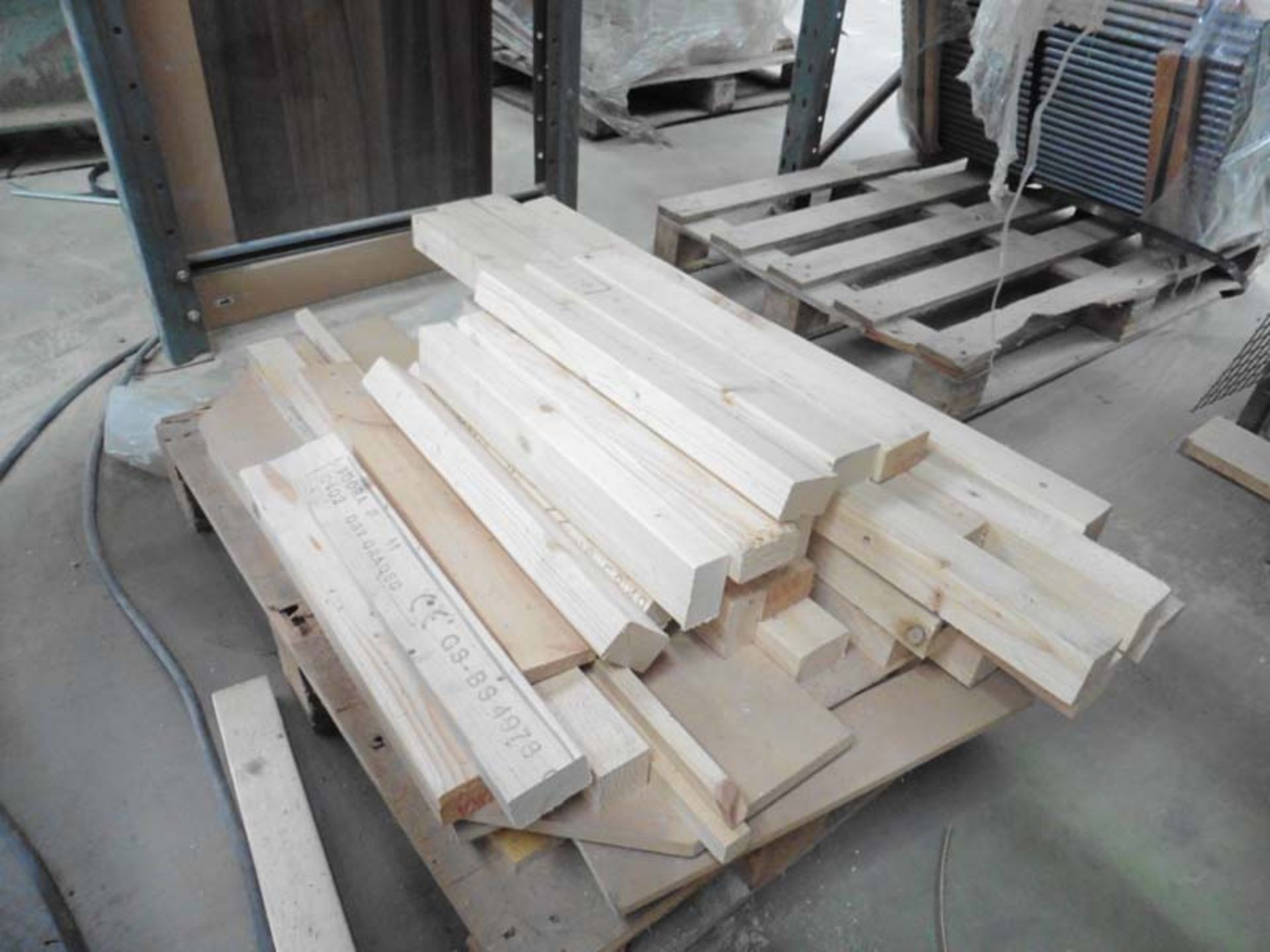 3 pallets of assorted MDF parts, shop fitting panels, and some lengths of assorted softwood - Image 5 of 5