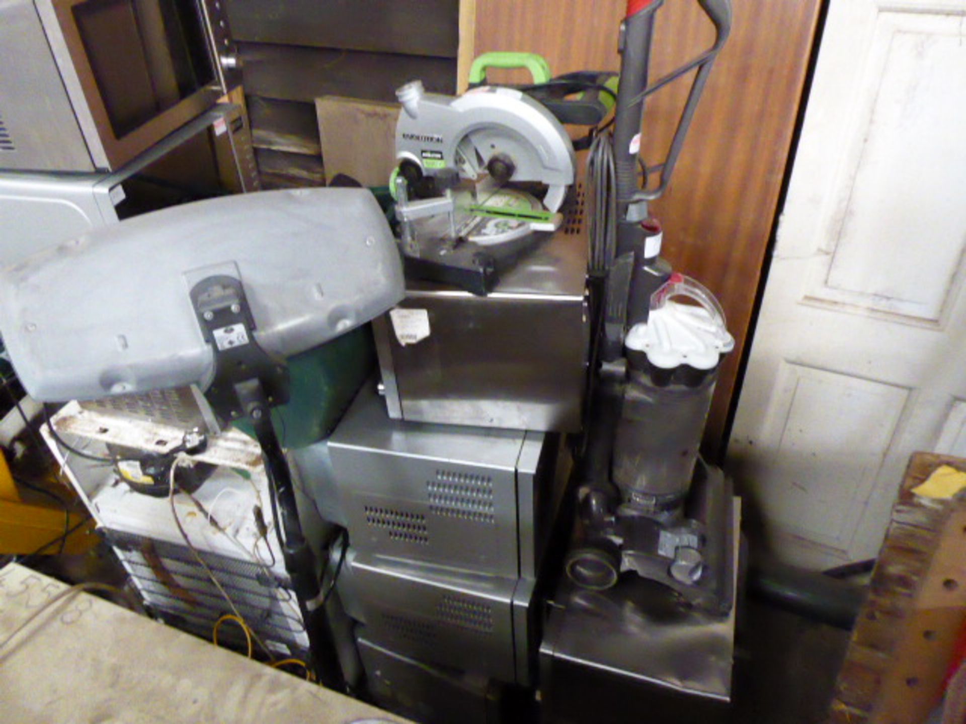 Approx. 15 items of trade electrical items for spares or repairs only incl. microwaves, vacuum - Image 2 of 2