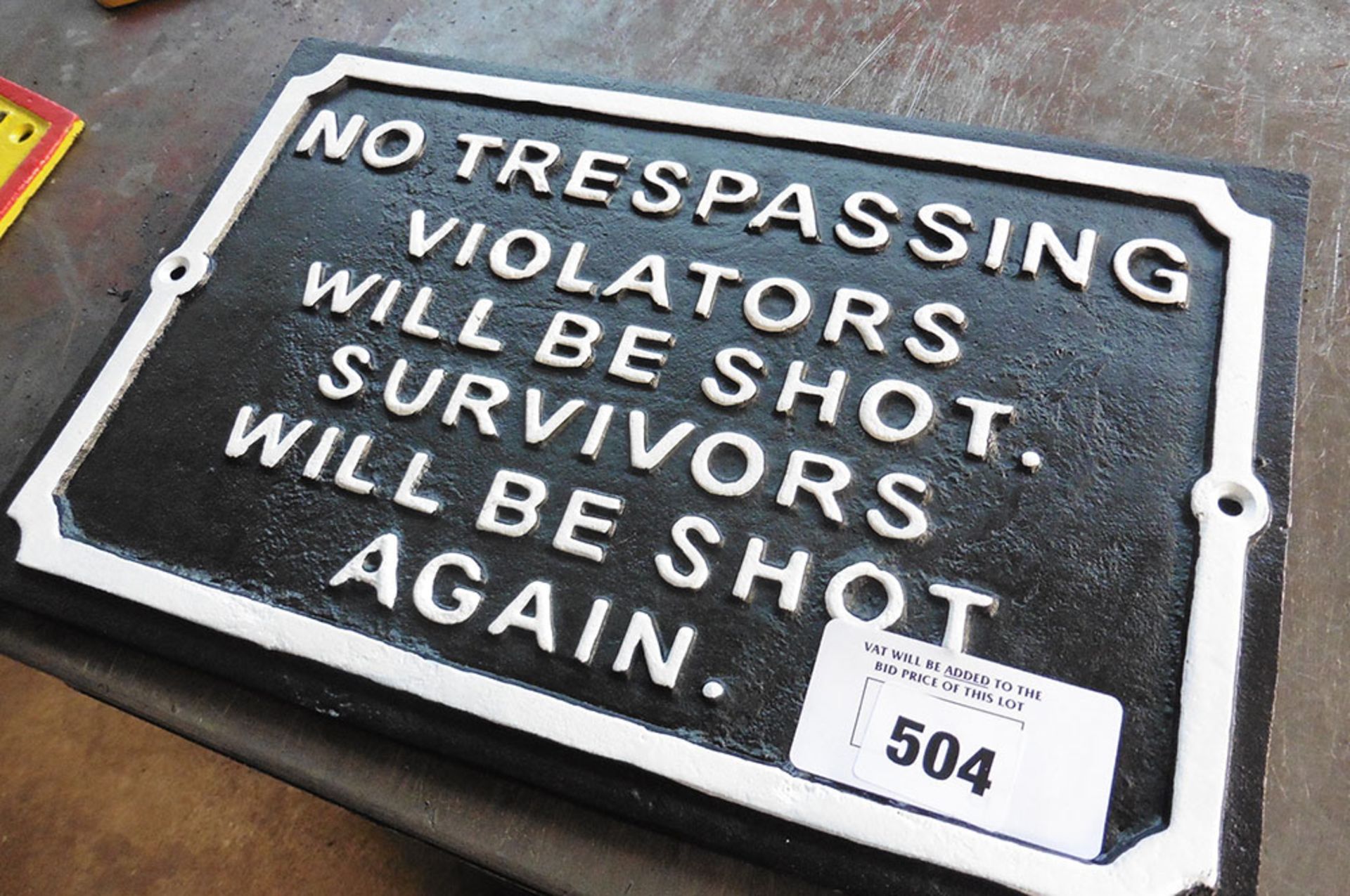 No Trespassing cast sign (172)