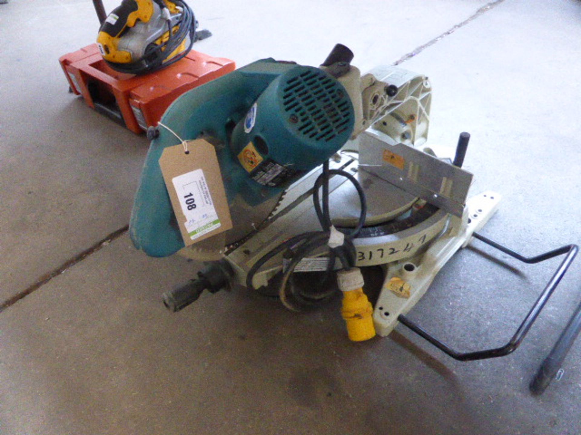 Makita LS1013 compound mitre saw, 110V (R 317247) (46)