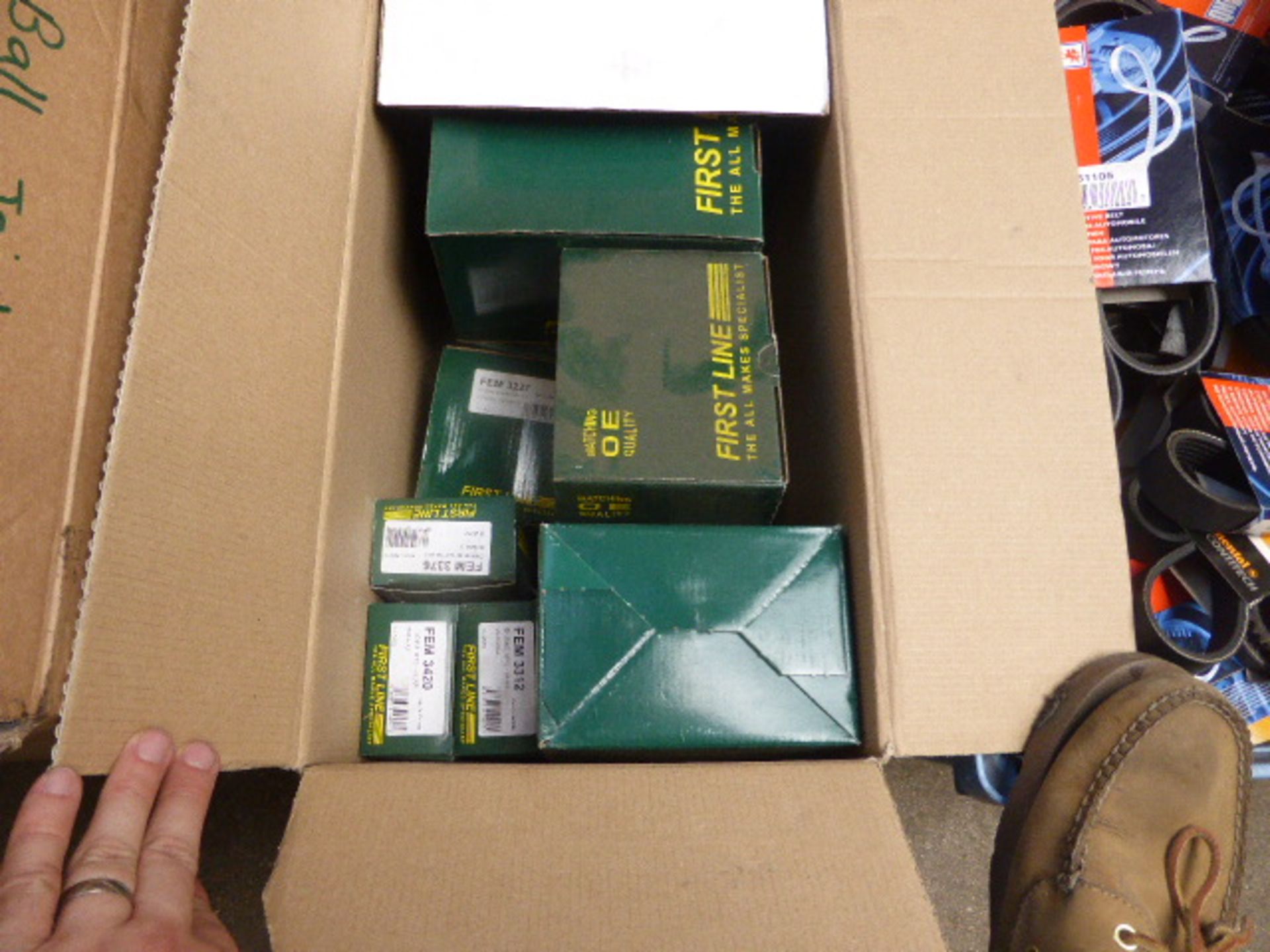 Box of First Line engine mounts for vehicles including Renault, Vauxhall, Citroen, Peugeot, etc