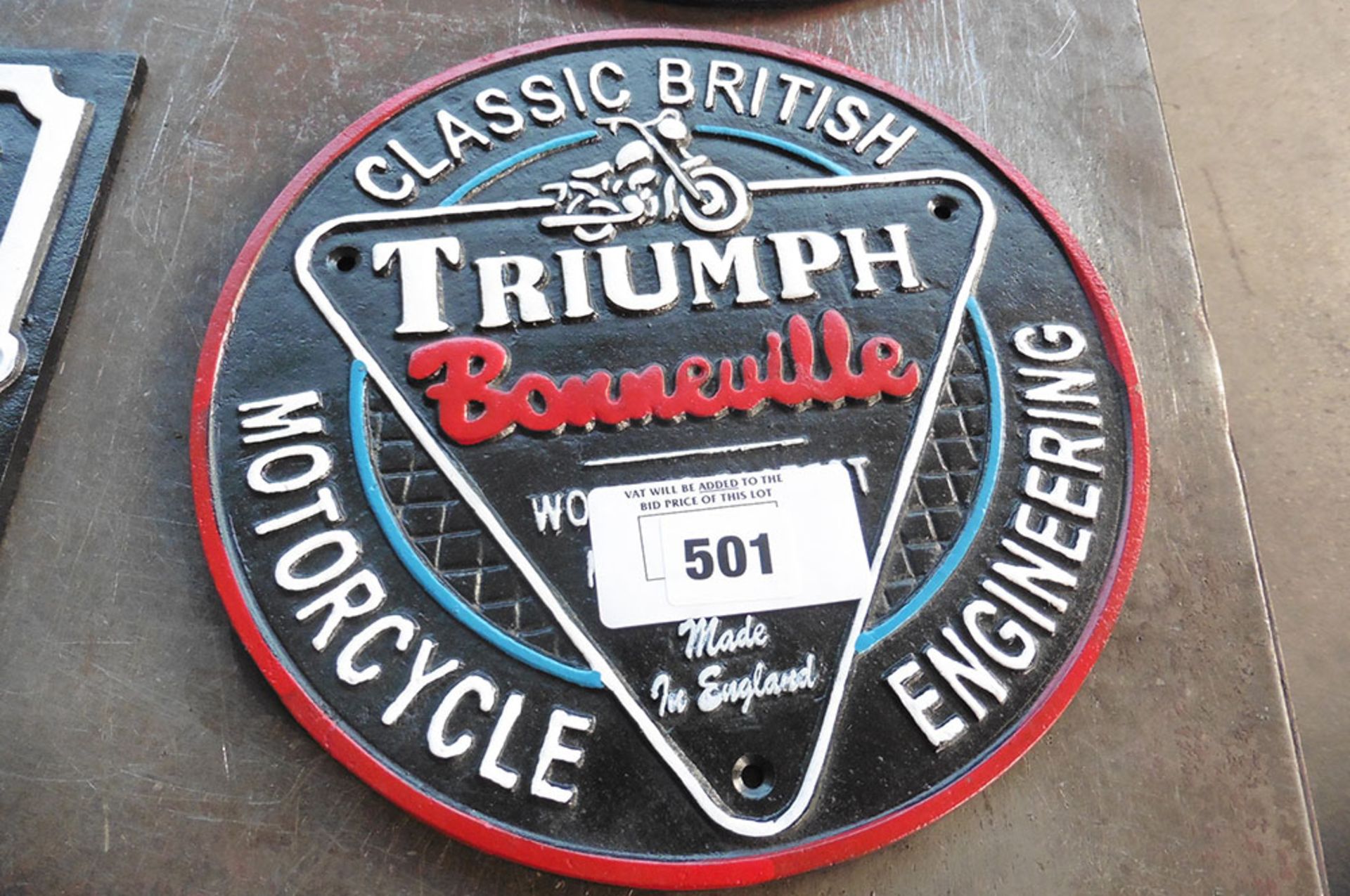 Triumph Bonneville cast sign (176)
