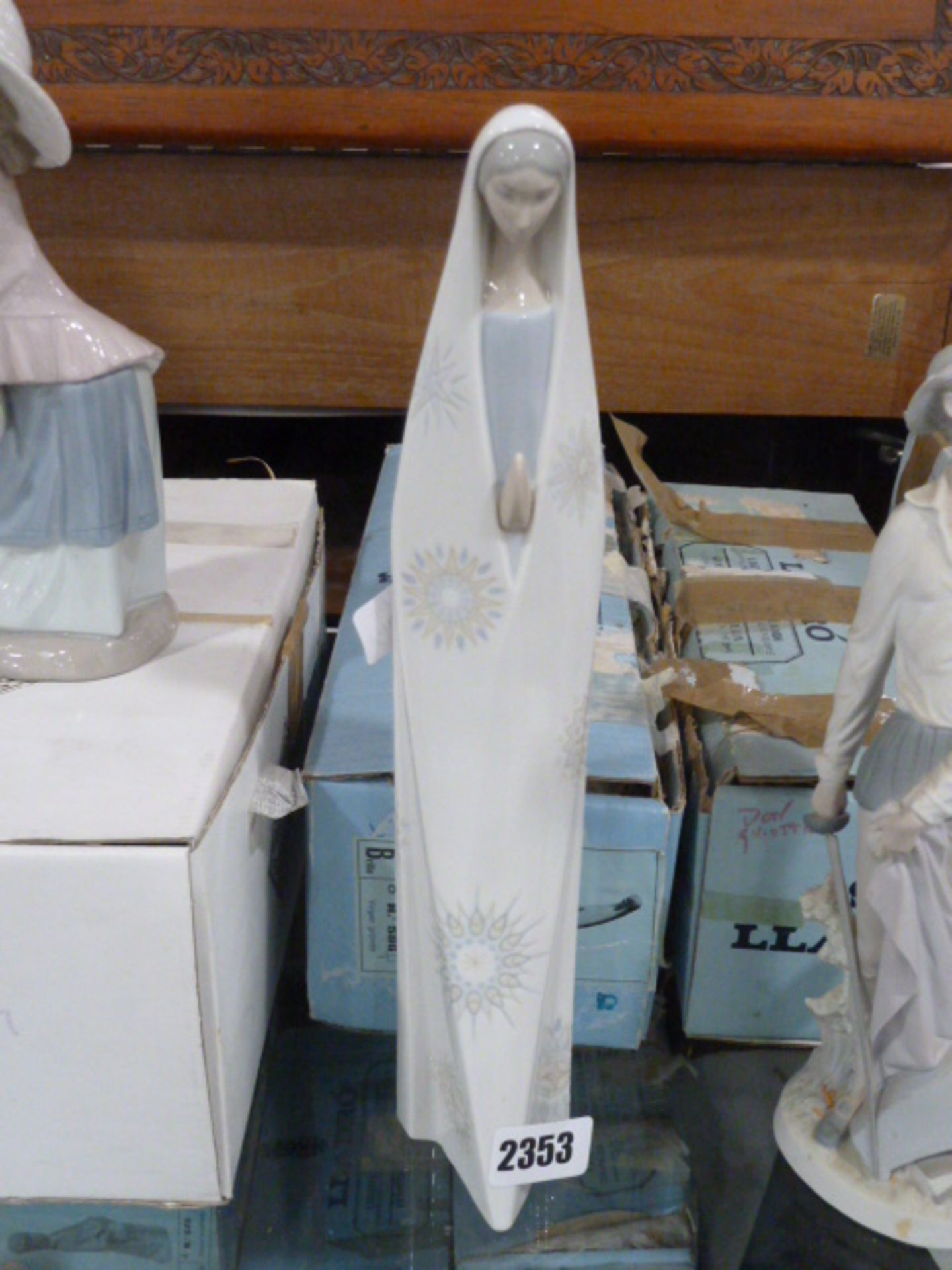 Figure of a nun by Lladro with box