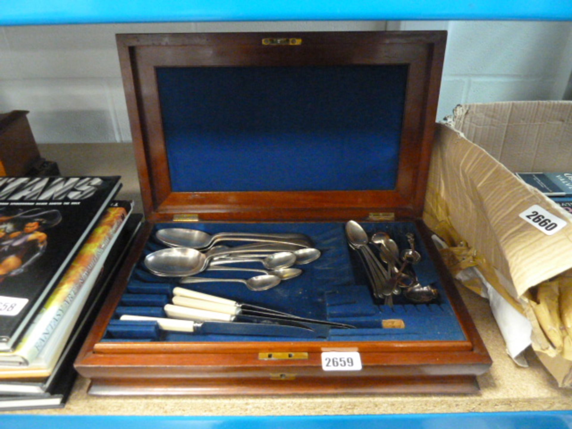 Wooden cased decanter set and EPNS flatwear