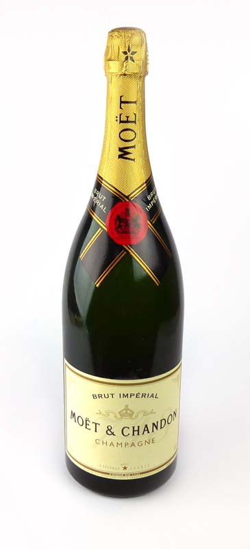 A Jeroboam of Moet & Chandon Brut Imperial Champagne with own wooden box 3 litre 12% - Image 6 of 9