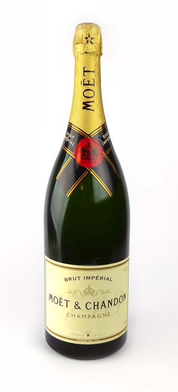 A Jeroboam of Moet & Chandon Brut Imperial Champagne with own wooden box 3 litre 12% - Image 5 of 9