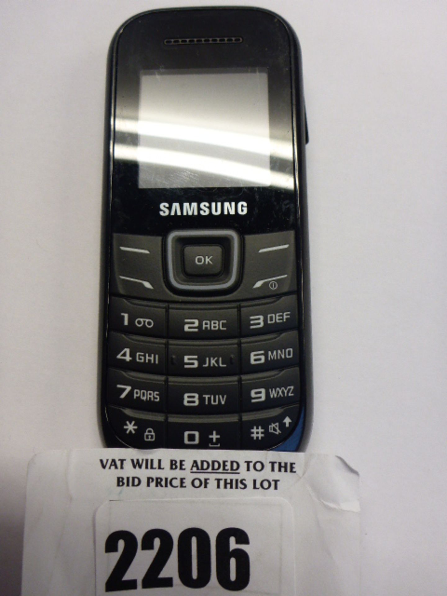 Samsung GT-E1200i mobile, no battery or cover.