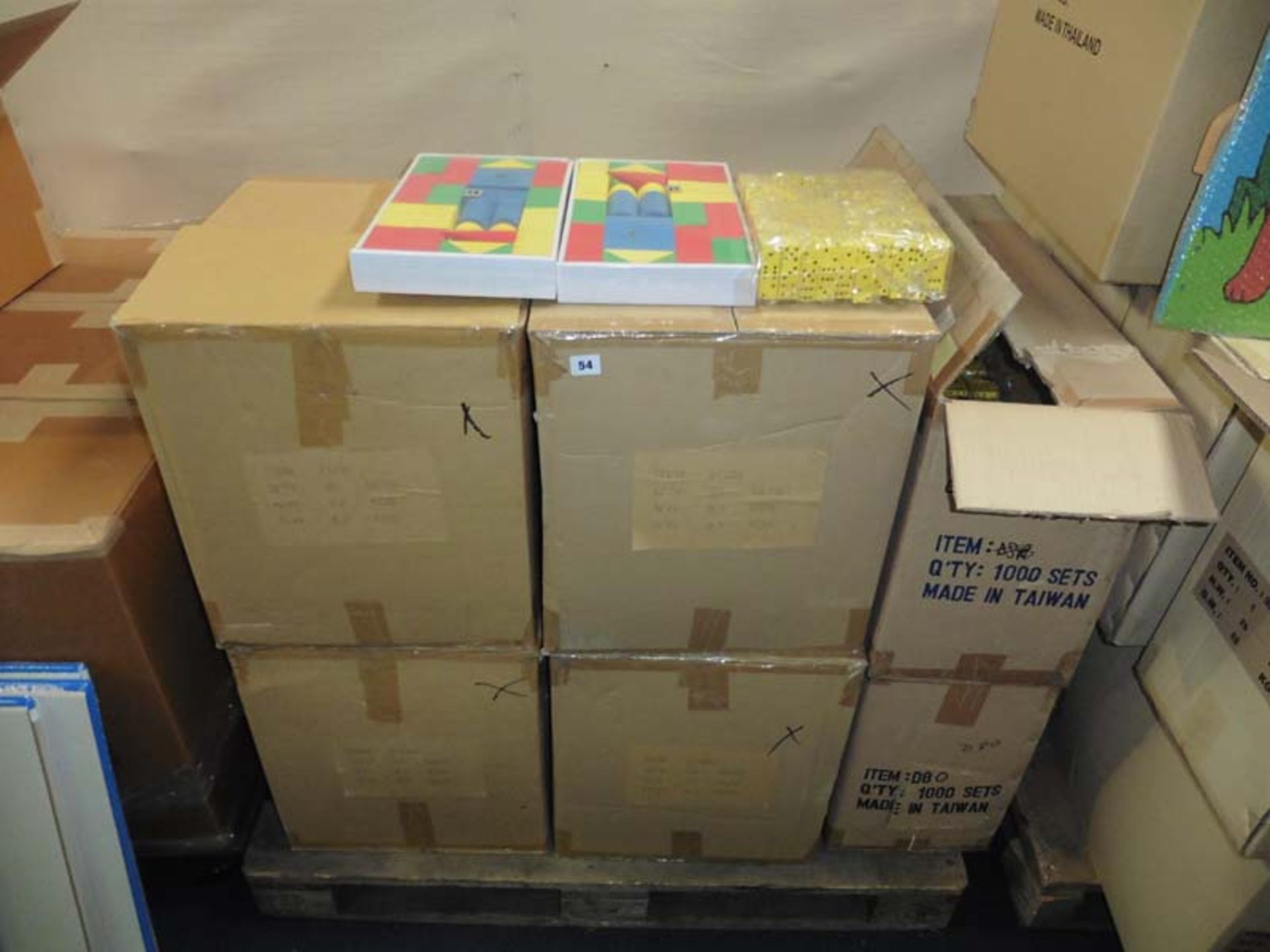 Pallet of foam shapes and dice approx 1500 dice and 50 sets of shapes - Image 2 of 2