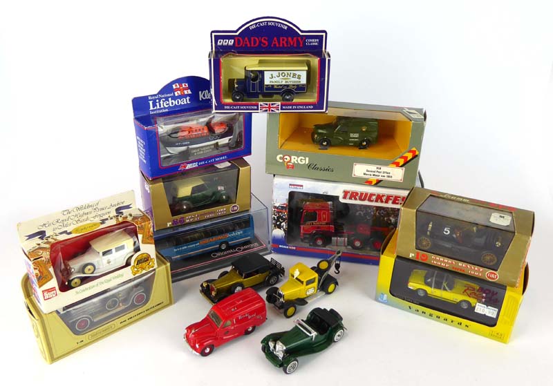 A mixed group of diecast models including Corgi Classic Fire Vehicles 'The Cardiff',