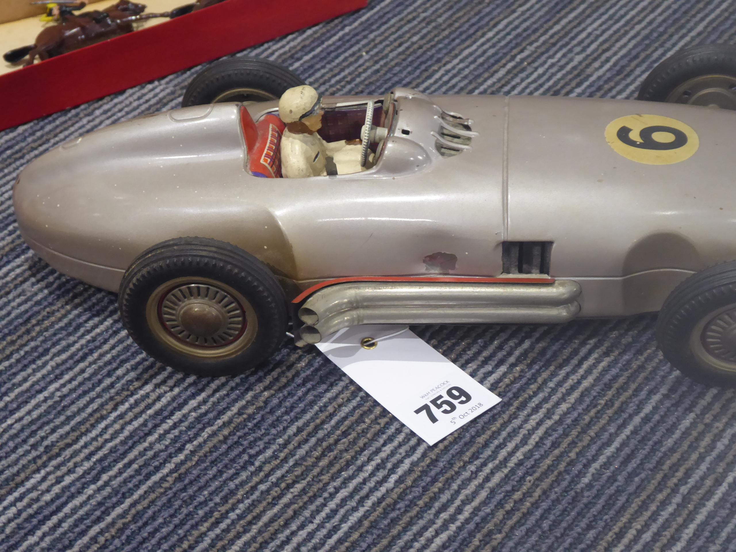 A West German battery operated tinplate Mercedes racing car, l. - Image 7 of 8
