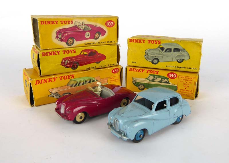 Five Dinky Toys models comprising: 40J Austin Somerset saloon, 107 Sunbeam Alpine sports, - Image 3 of 3