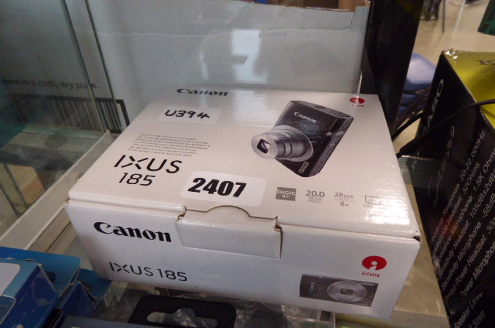 Ixus 185 digital camera in box