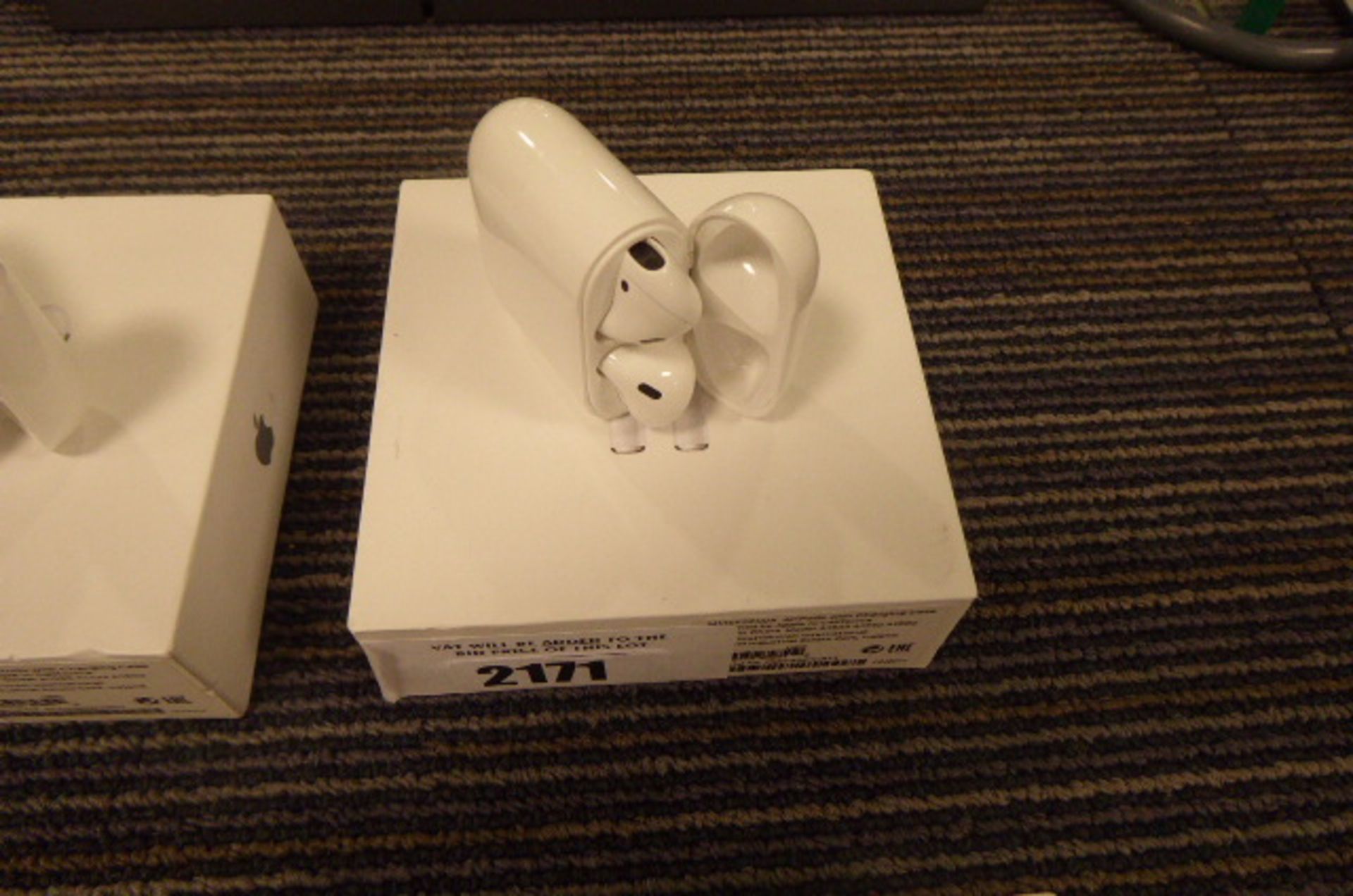 Apple air pods with charging case and box