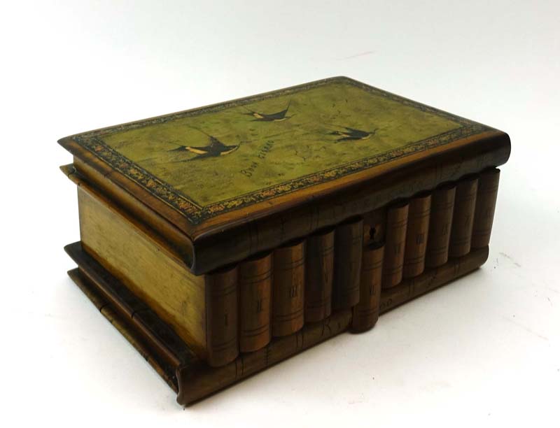 A Sorrento walnut and marquetry 'puzzle' box, w. - Image 2 of 3