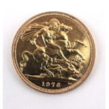 A sovereign dated 1976