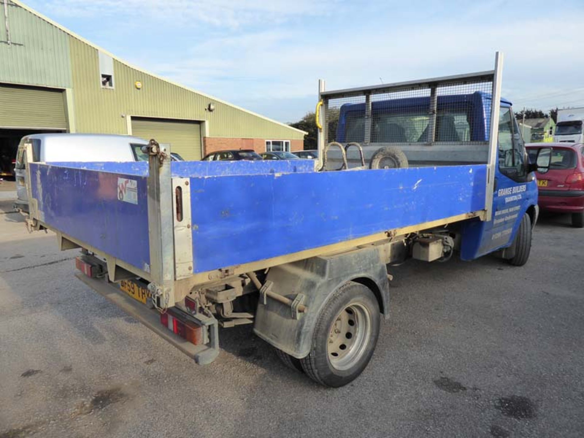 Ford Transit 100 T350M RWD Diesel Tipper Registration Number: BF59 TPY First Registered: 23/11/09 - Image 5 of 12