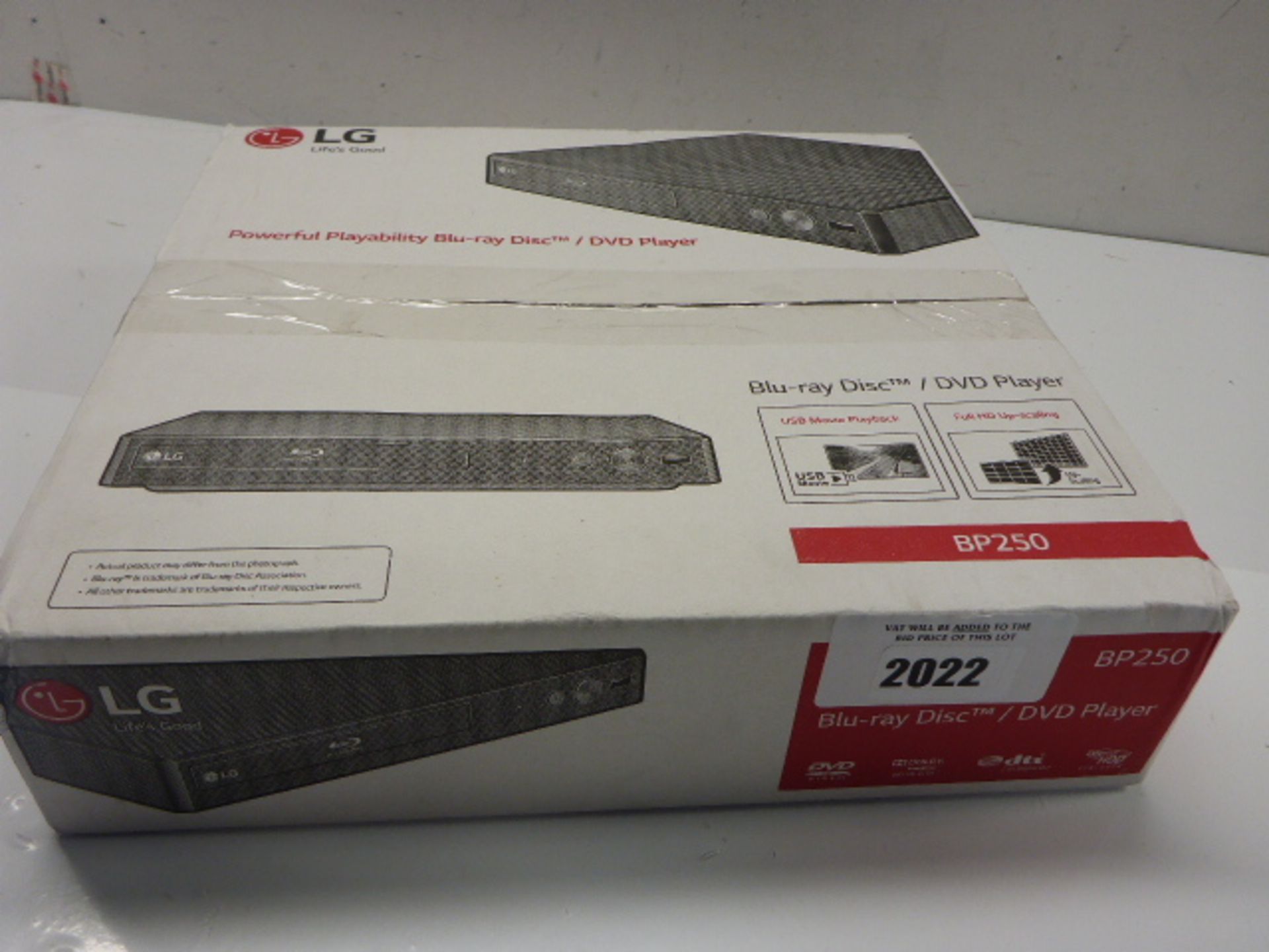 LG Bluray player boxed model BP250