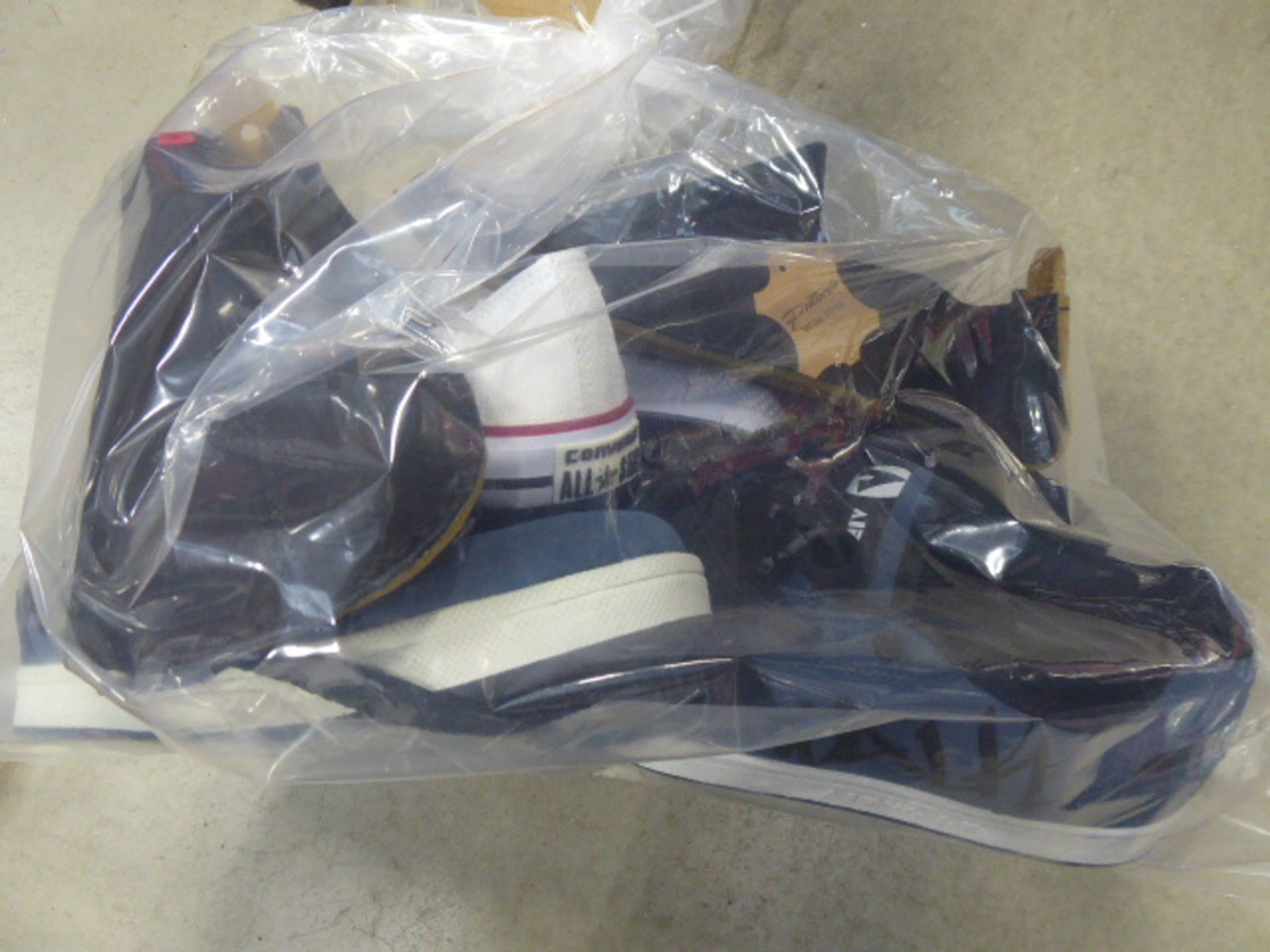 Bag of Gents Shoes in Various Sizes