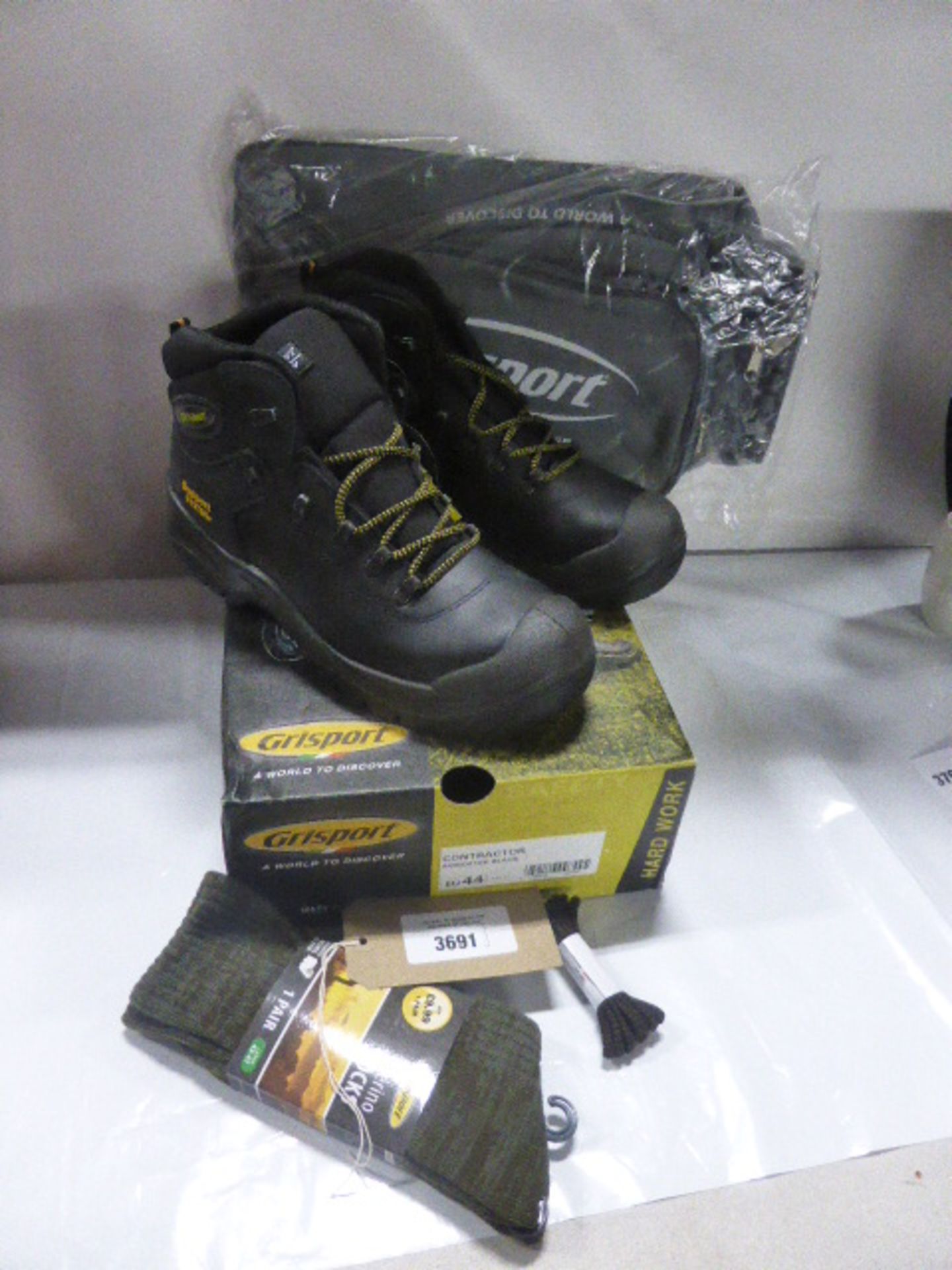 Grisport Contractor Black Steel Toe Cap Boots Size EU44 with Socks, Spare Laces and Bag