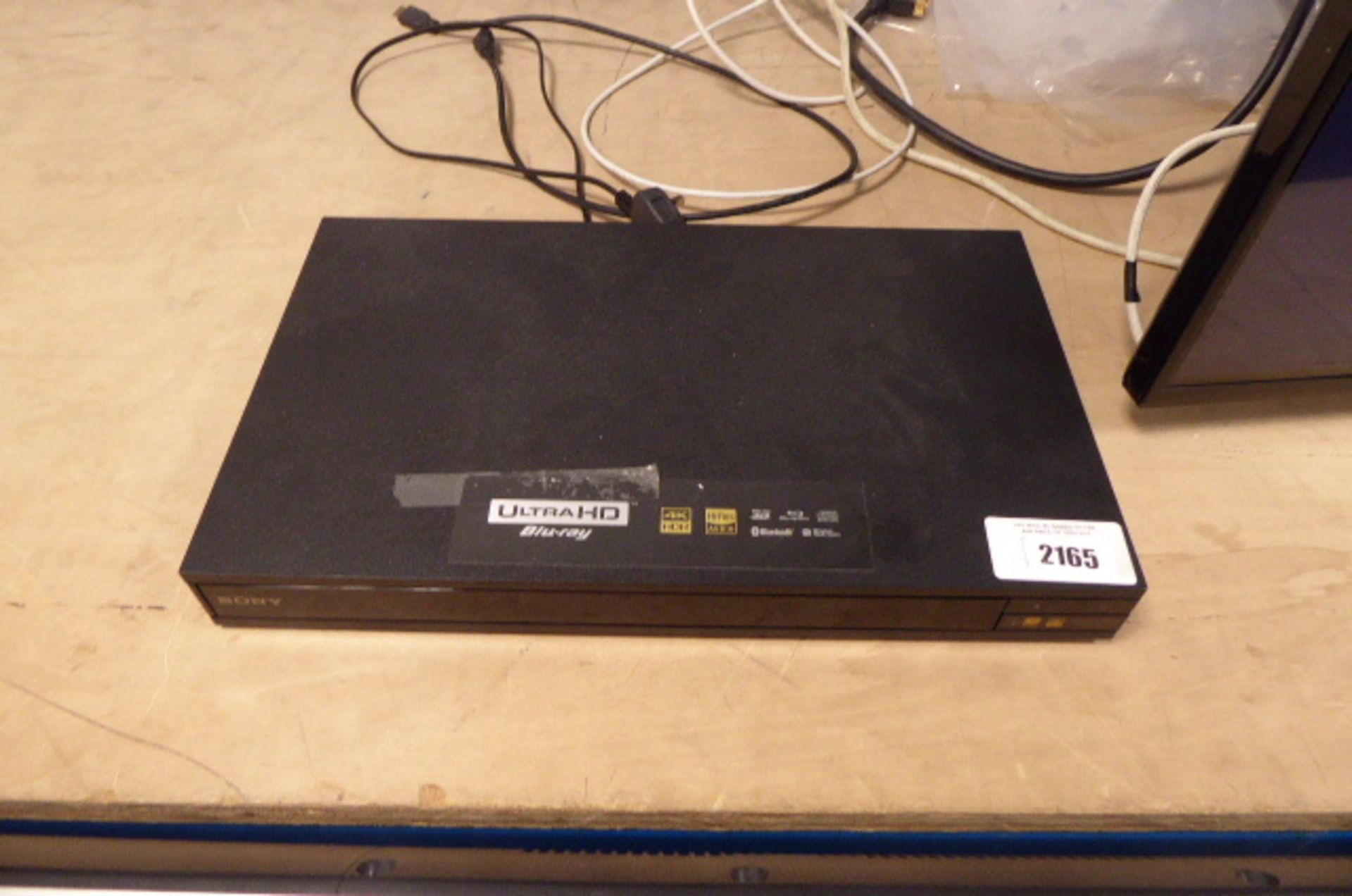 2304 Sony blu-ray ultra HD 4k player UBPX800, no remote