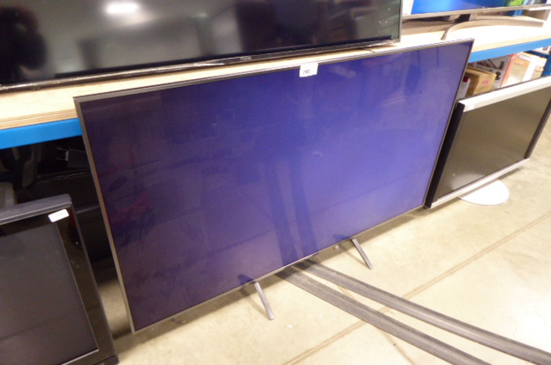 65'' Panasonic TV (a/f no picture) TX65FX770B