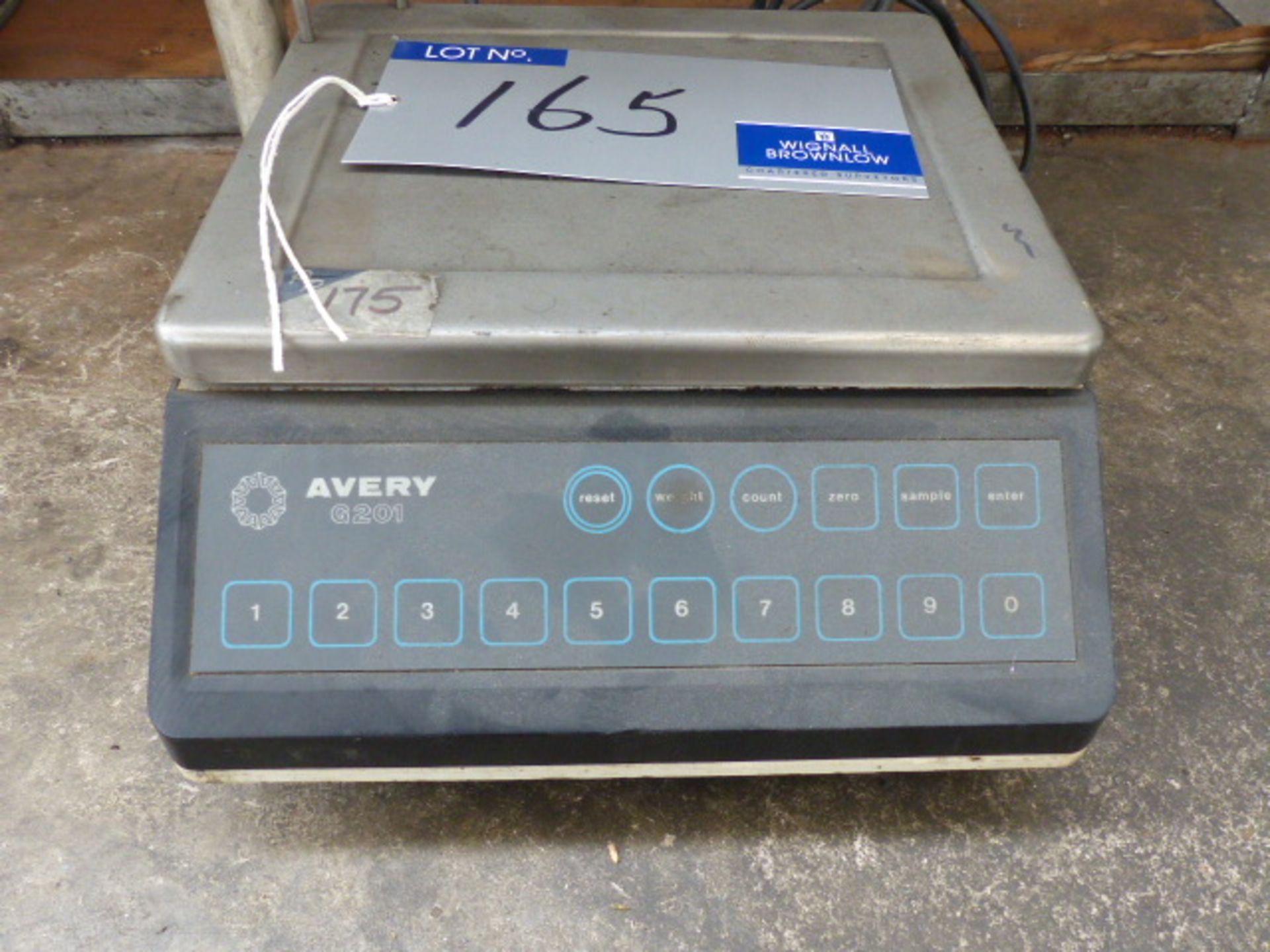 An Avery G201 Electronic Weighing and Counting Scale. - Image 2 of 3