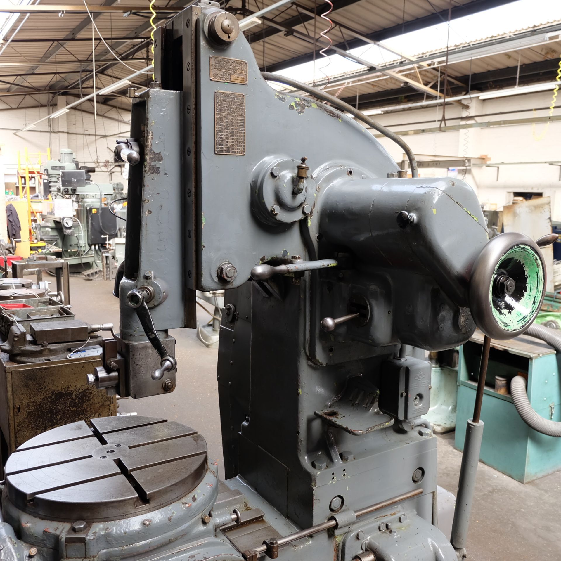 A Pratt and Whitney Model B 6in Toolroom Slotting Machine, 19.5in dia table with machine light. - Image 4 of 5