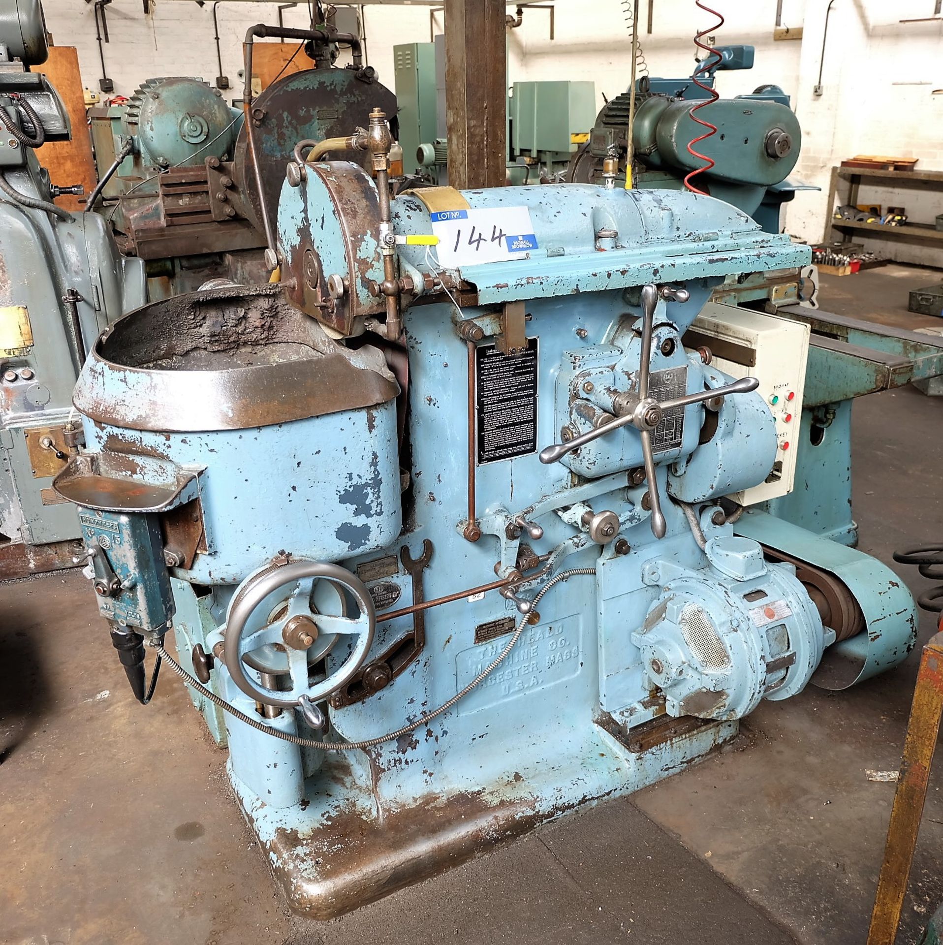 A Heald No.22 Rotary Ring Grinder, 13.5in magnetic chuck with coolant tank. - Image 2 of 5