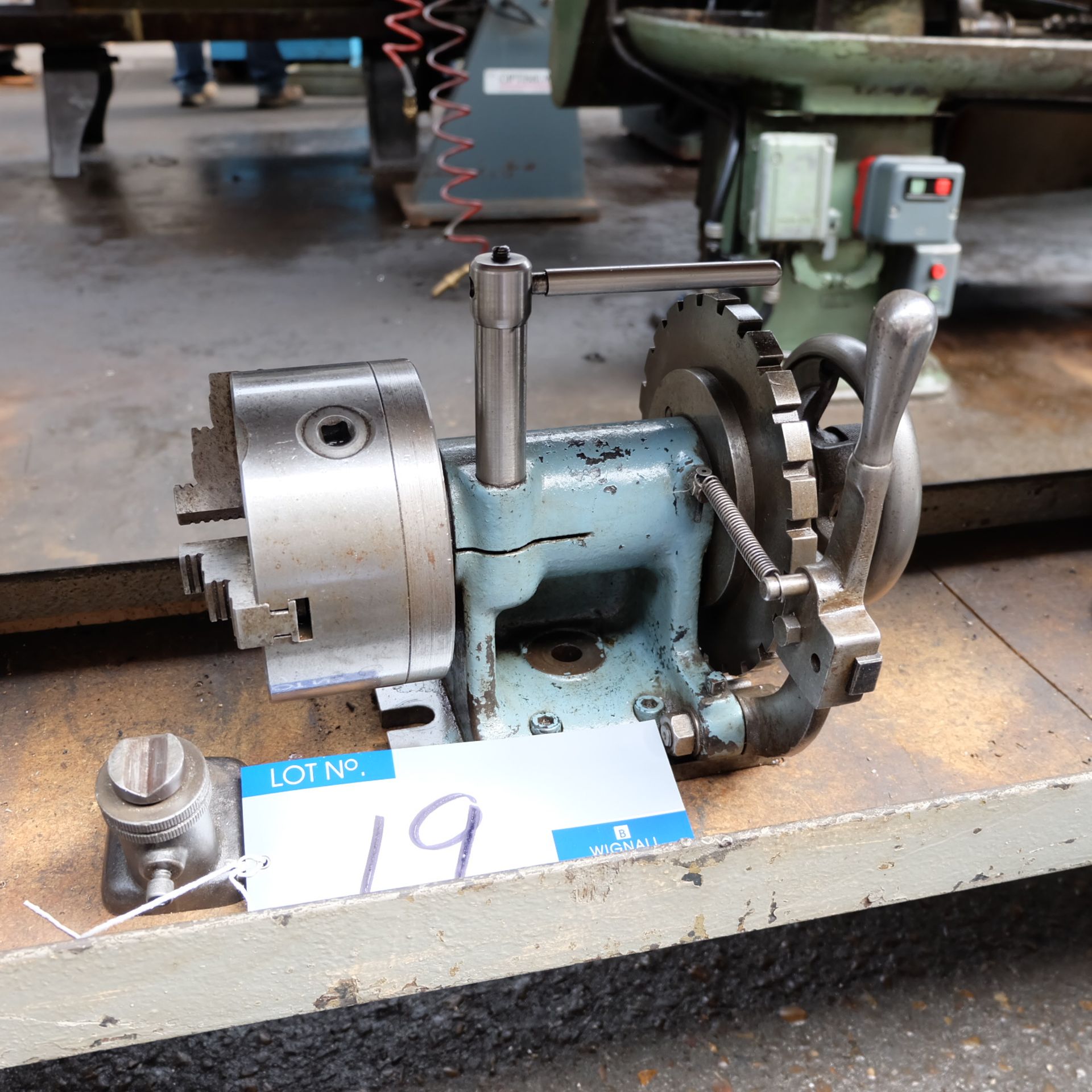 A Horizontal Indexing Chuck, 6in 3 jaw chuck.