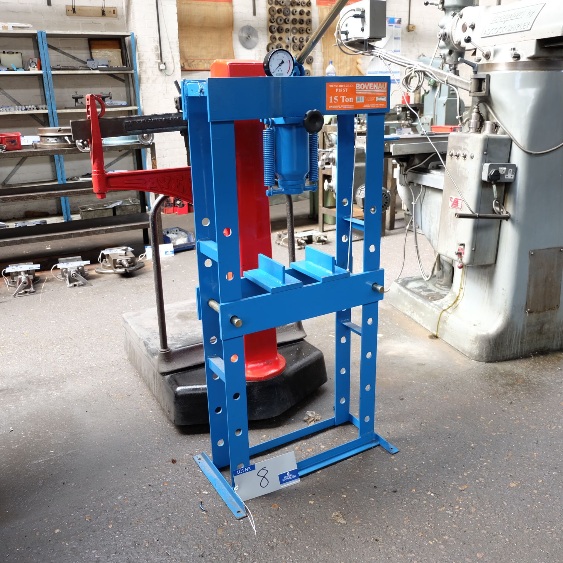 A Bovenau PST15ST 15 ton Hydraulic Workshop Press.