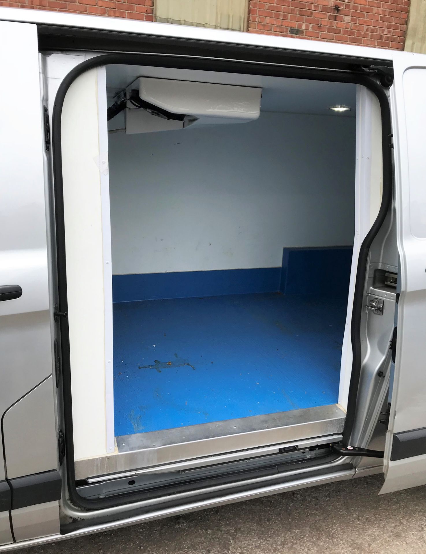A Ford Transit Custom Trend 310 FWD Low Roof Refri - Image 9 of 19