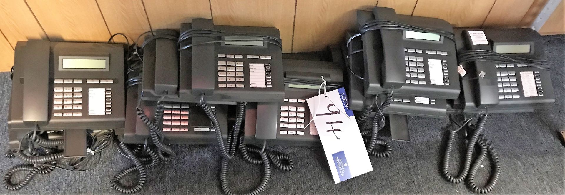 9 Unify OpenStage 15T Telephone Handsets.