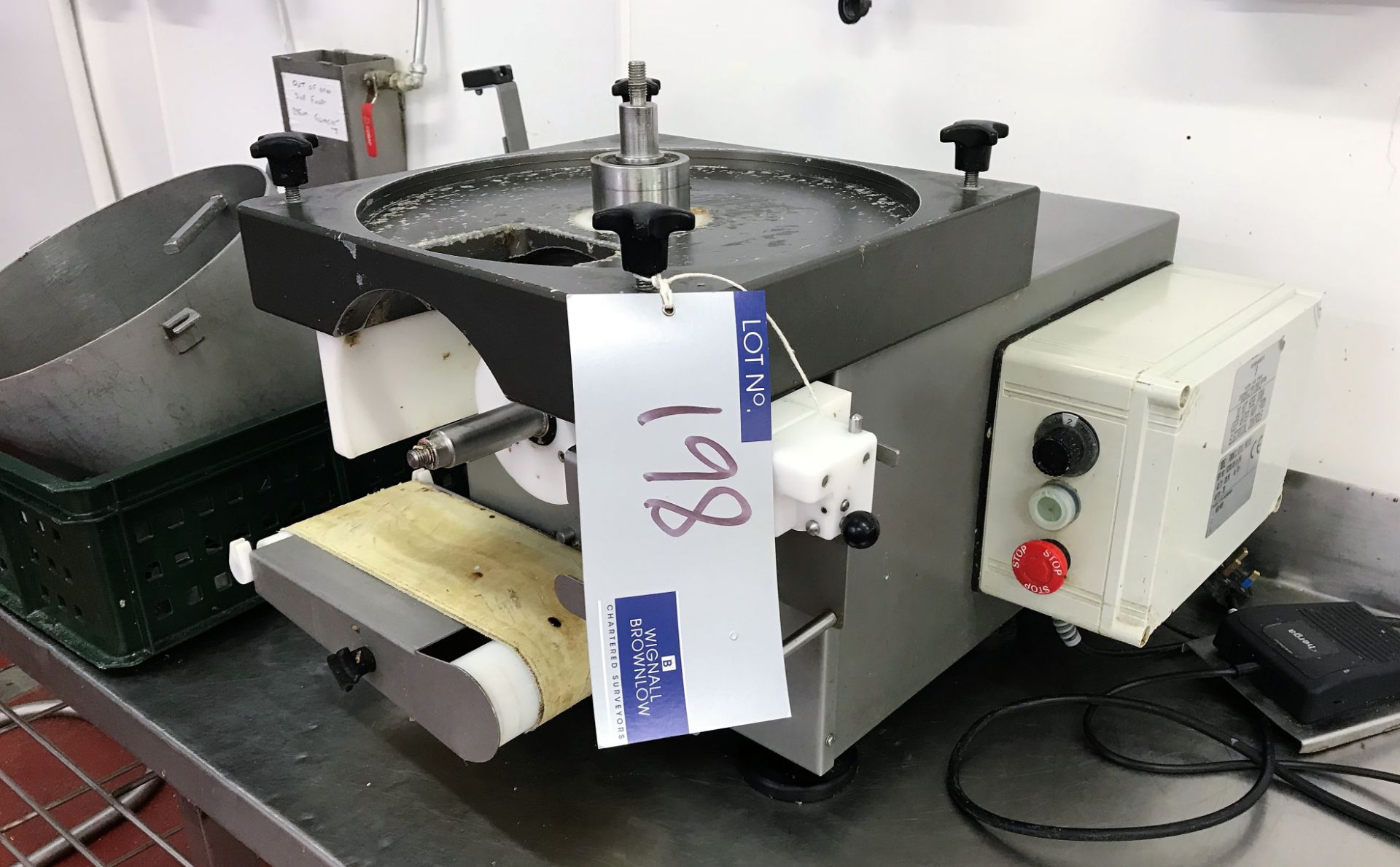 A Deighton Formatic Retail Machine Burger Maker No.R2200/05/11/246 with ...