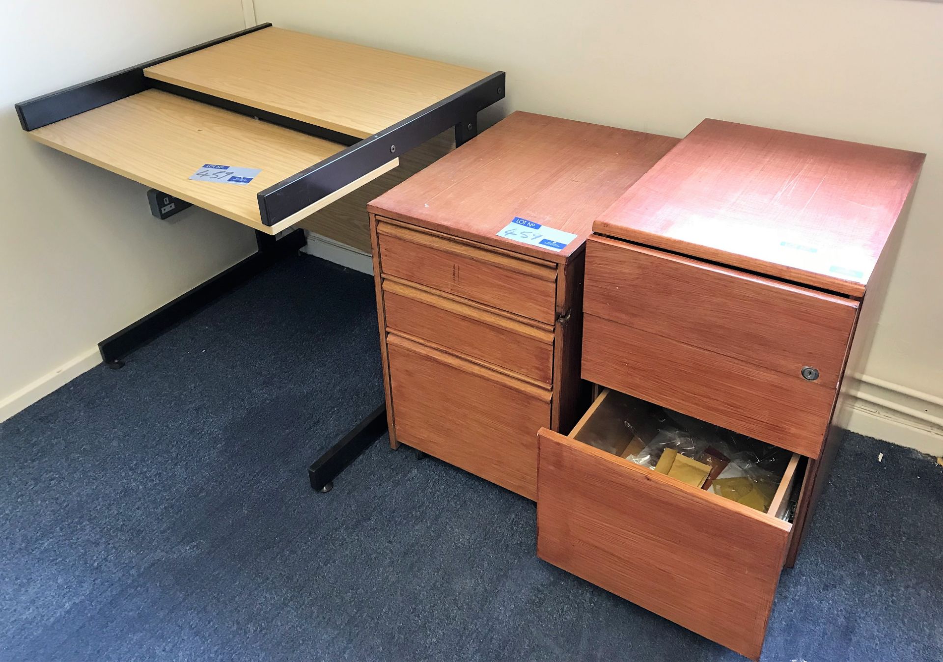 The Remaining Office Furniture comprising 7 Chairs, Circular Meeting Table, 3/4 height Cupboard, - Image 6 of 8