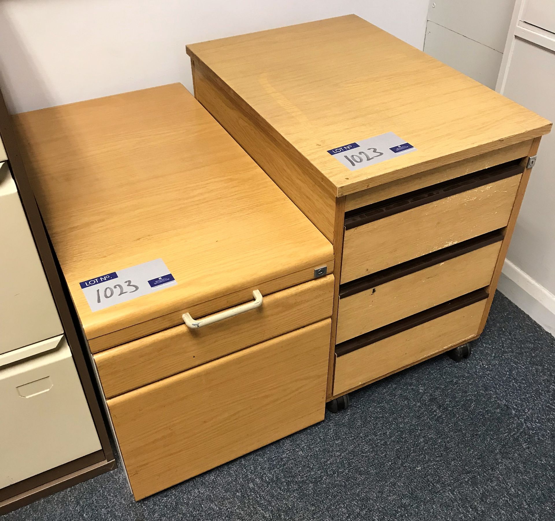 2 Filing Pedestals, 3 drawer and 2 drawer.