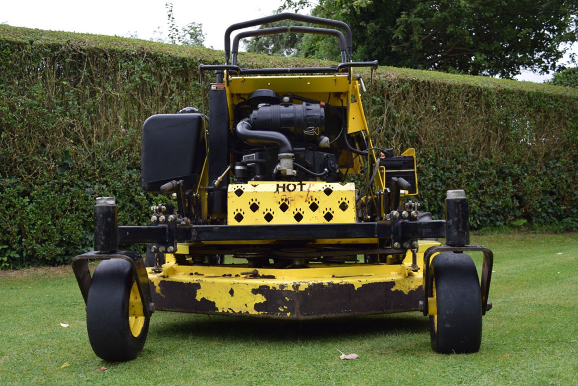 Great Dane Super Surfer 48"""" Zero Turn Rotary Mower - Image 5 of 9