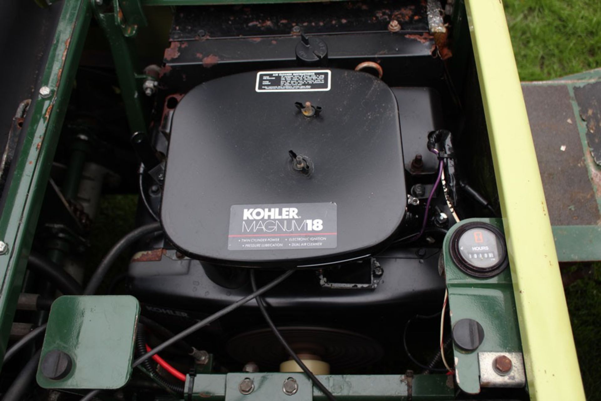 Ransomes Ryan GA30 18hp Ride On Aerator - Image 6 of 6