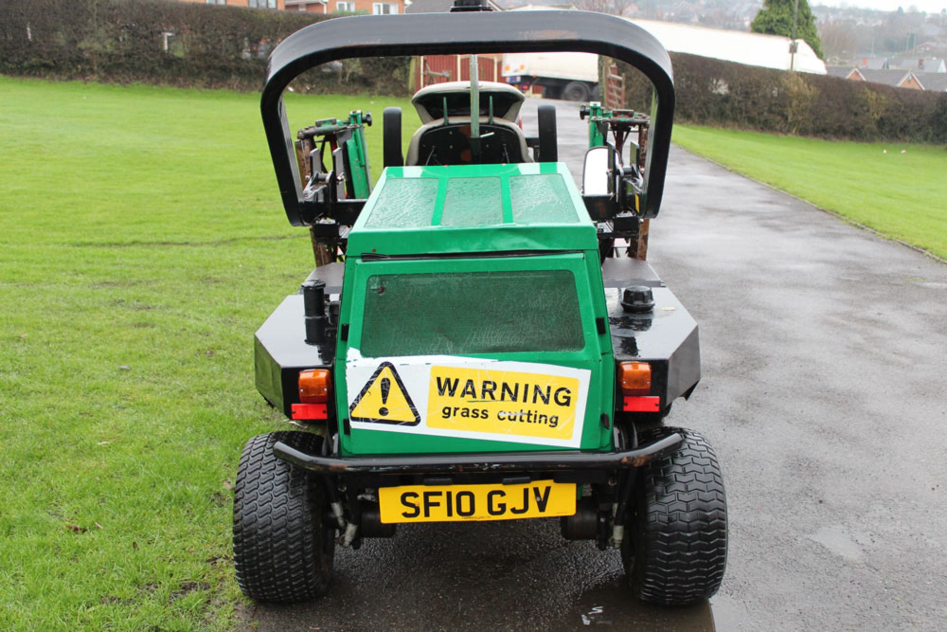 2010 Ransomes Parkway 2250 Plus Ride On Cylinder Mower - Image 5 of 8