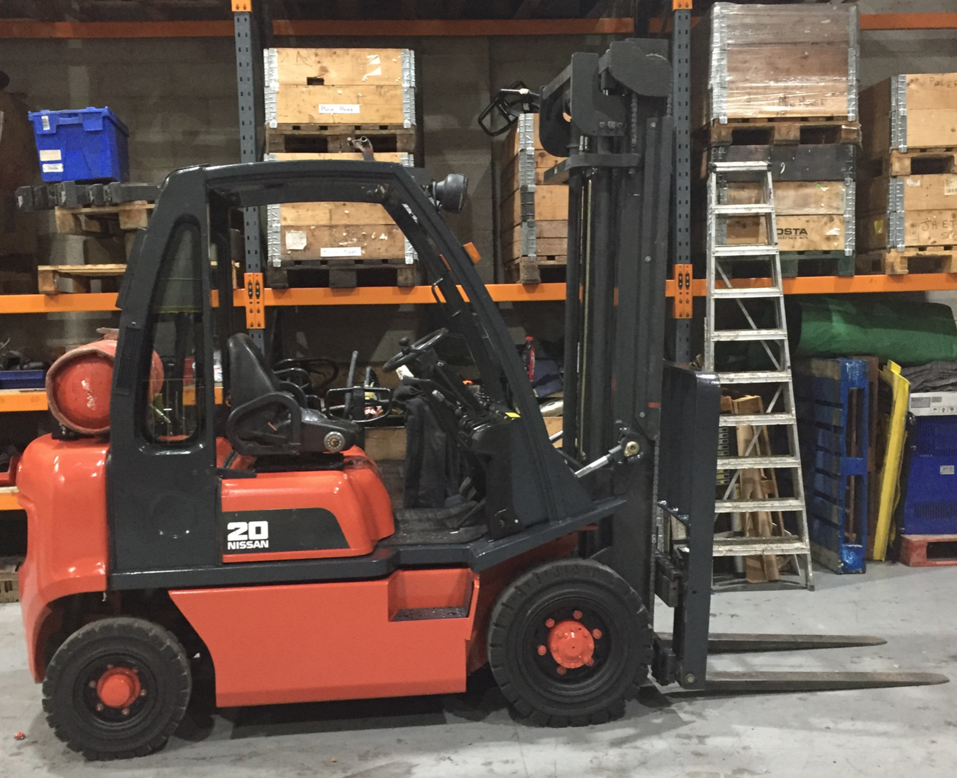 Nissan UD02A- 20PG Gas Powered Fork Lift Truck - NO VAT ON HAMMER - Image 10 of 14