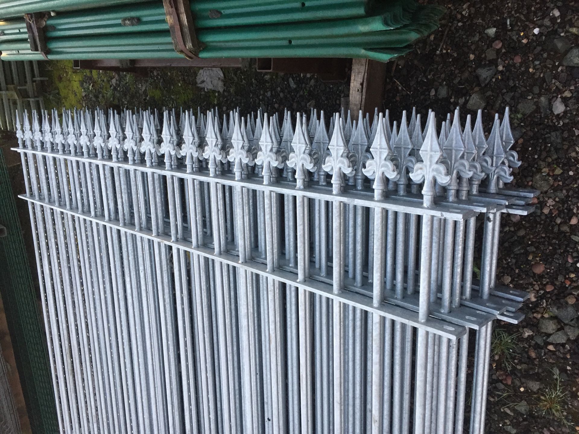 8 x New Galvanised Spiked Fence Panels