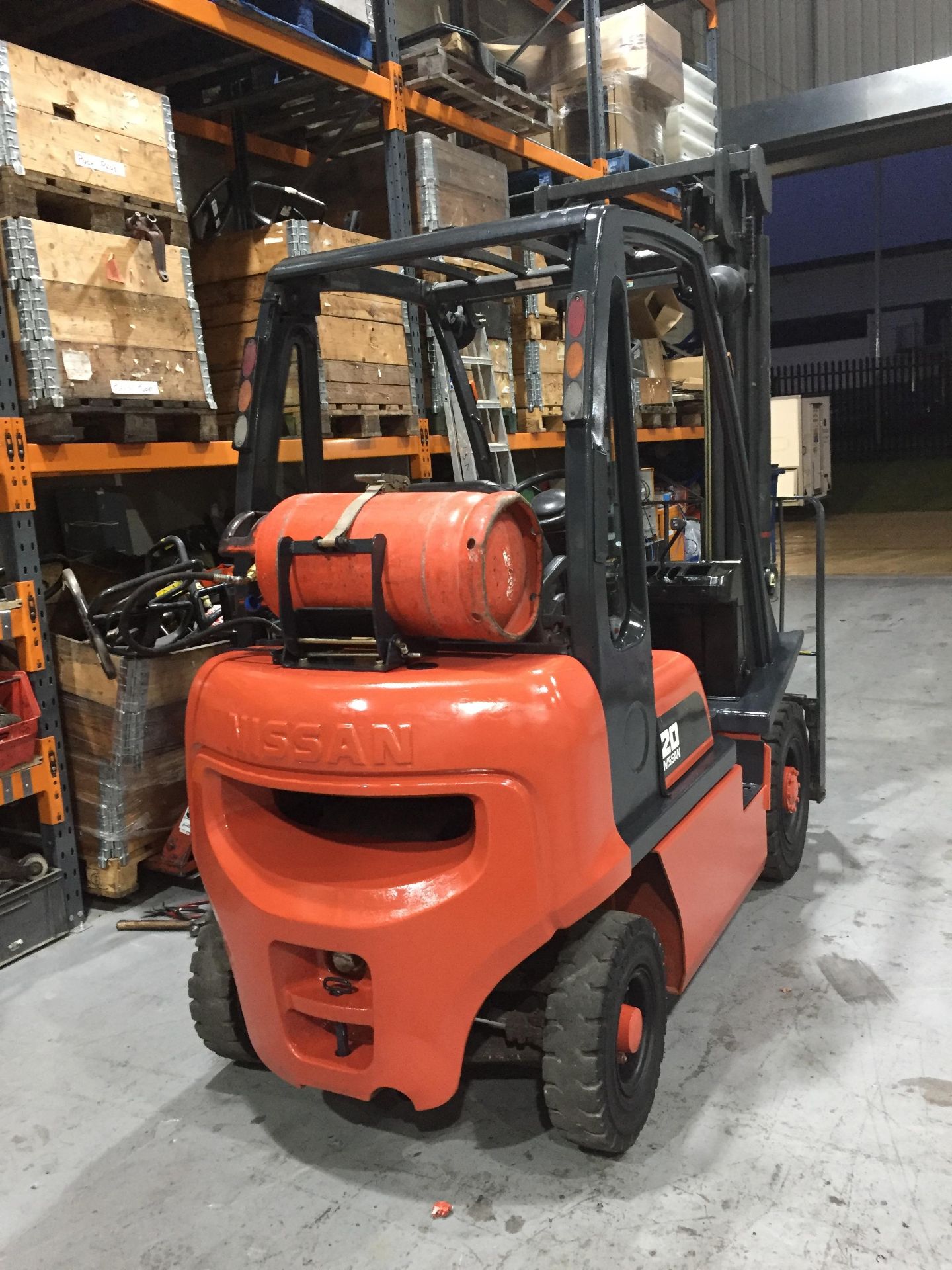 Nissan UD02A- 20PG Gas Powered Fork Lift Truck - NO VAT ON HAMMER - Image 12 of 14